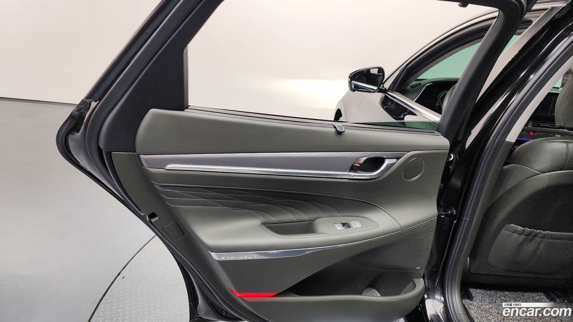 Main__Slider__Photo:Grandeur Hyundai 2020.8-24