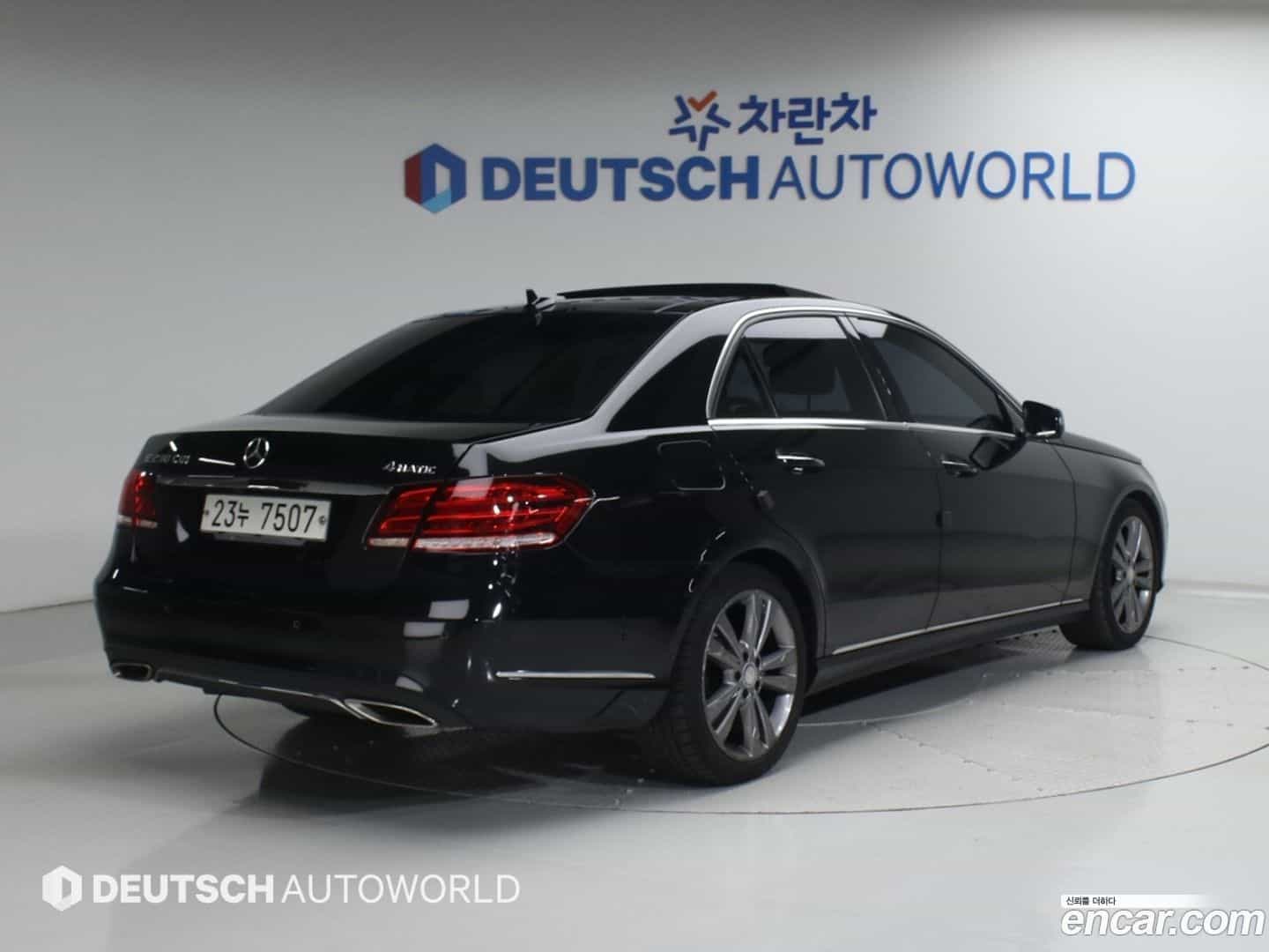 E-Class Mercedes-Benz 2014.1-OUTER-002