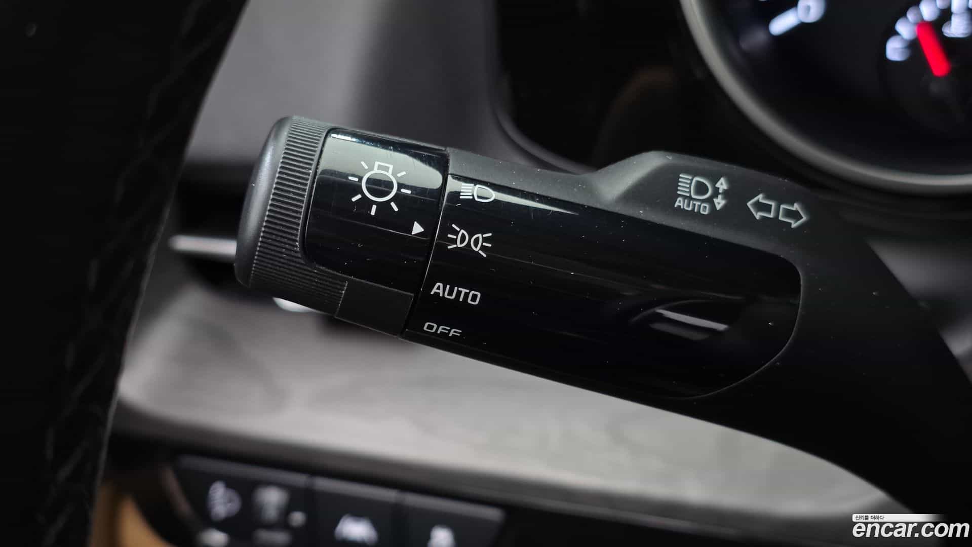 Canival Kia 2022.4-OPTION-020