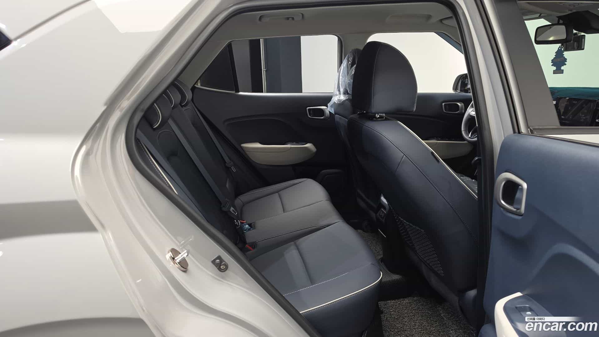 Venue Hyundai 2023.0-OPTION-015