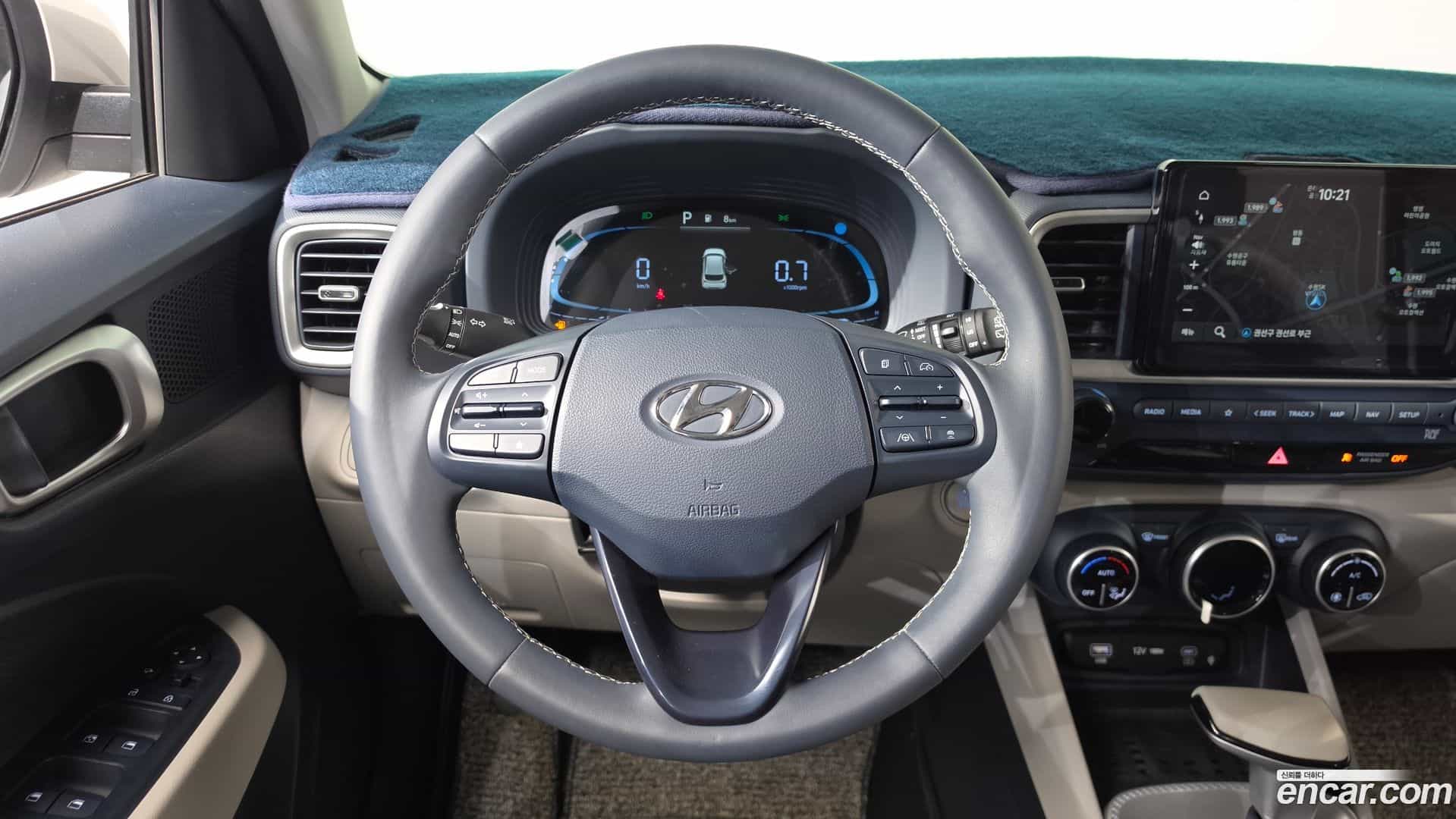Venue Hyundai 2023.0-OPTION-016