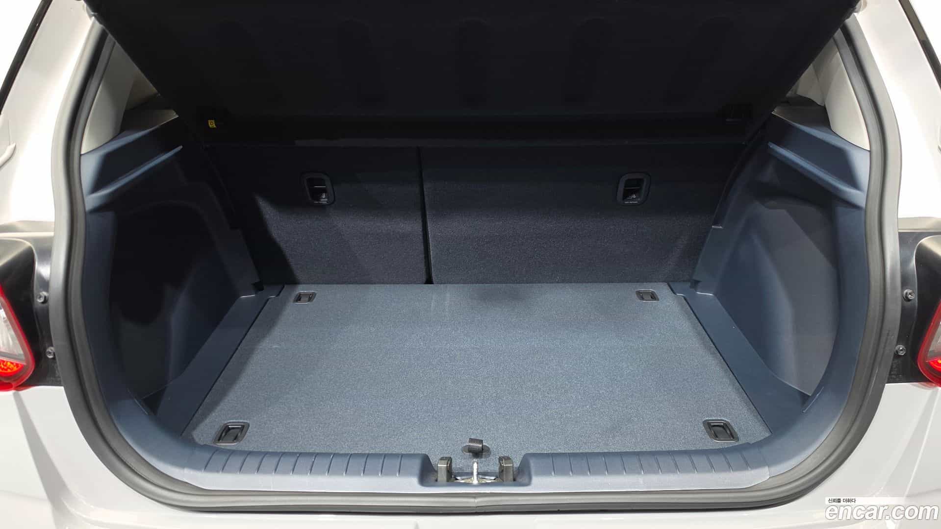 Venue Hyundai 2023.0-OPTION-022
