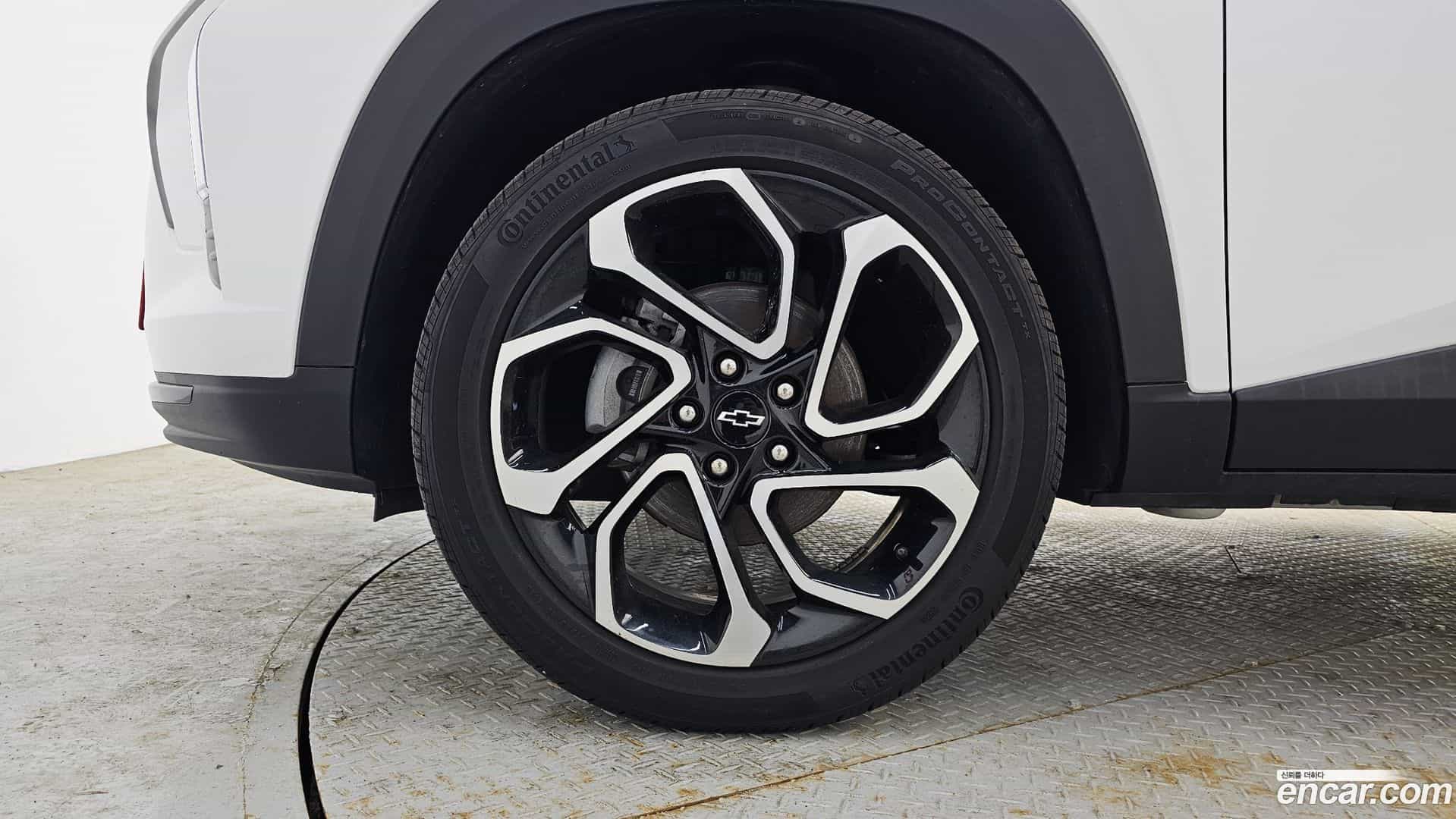 Trax Chevrolet 2023.10-OUTER-005