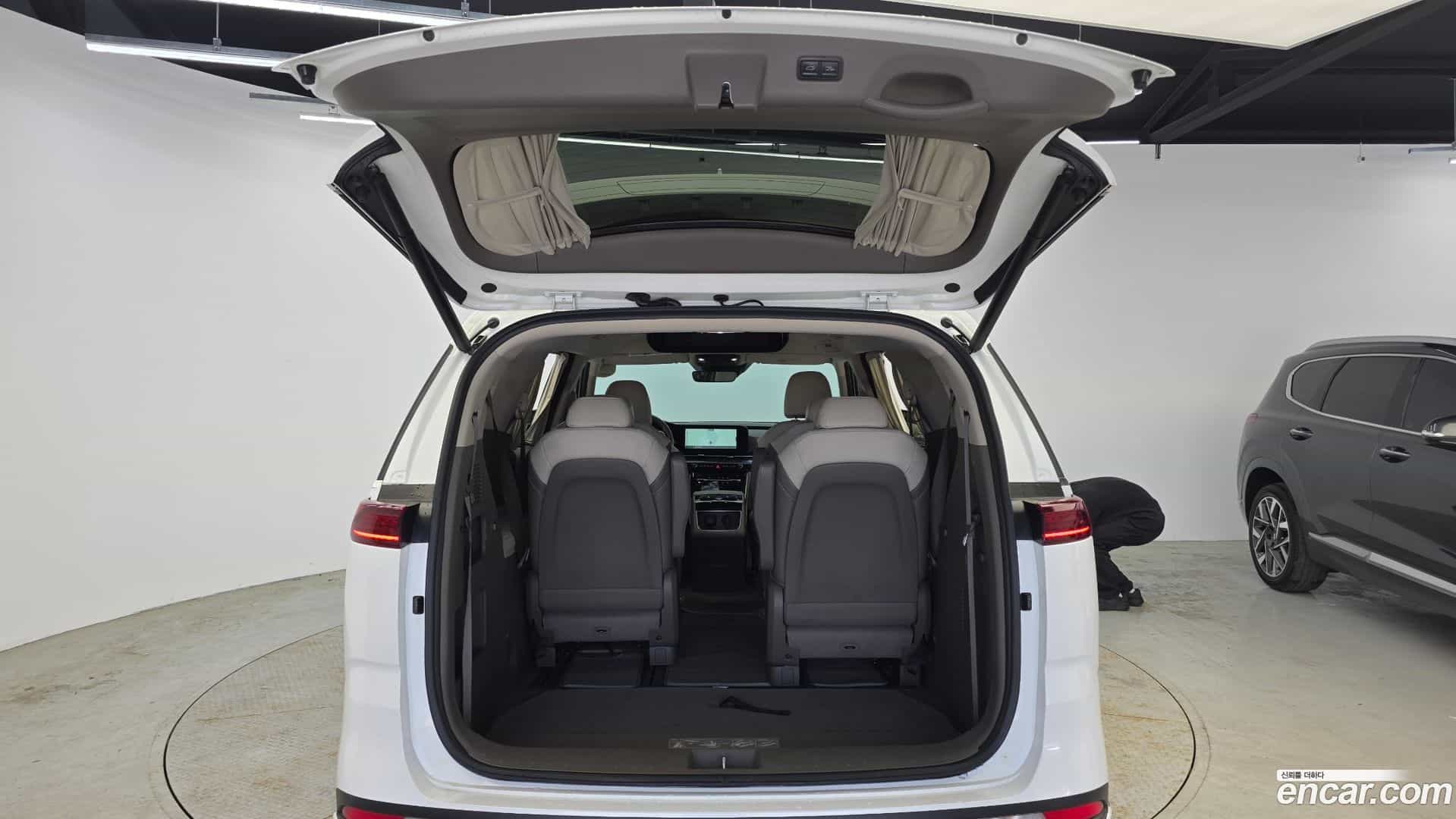 Canival Kia 2022.3-OPTION-024