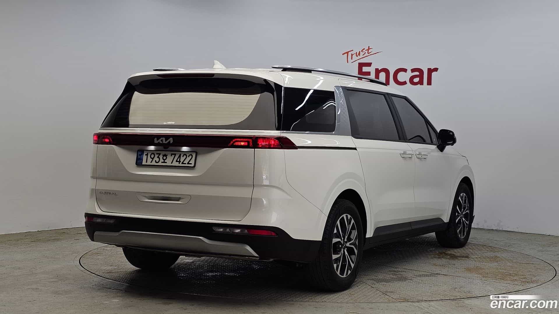 Canival Kia 2022.11-OUTER-002