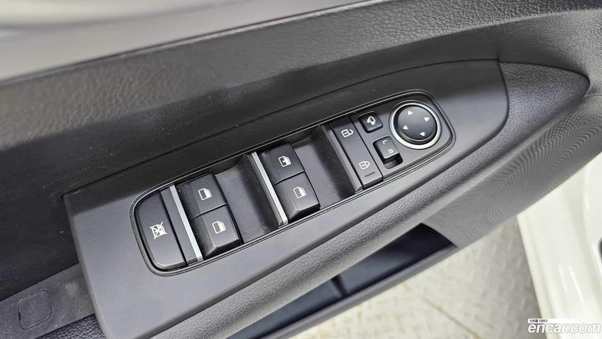 K3 Kia 2023.2-OPTION-040