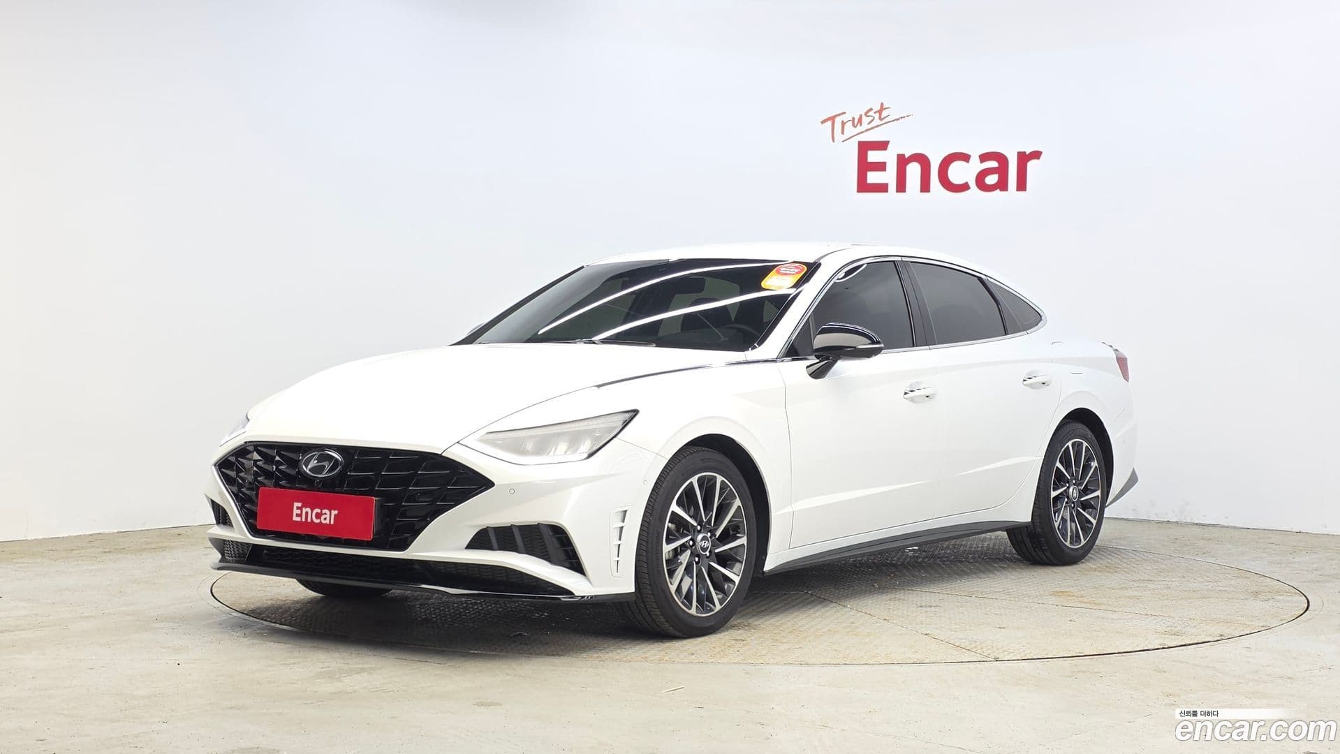 Main__Slider__Photo:Sonata Hyundai 2022.4-0
