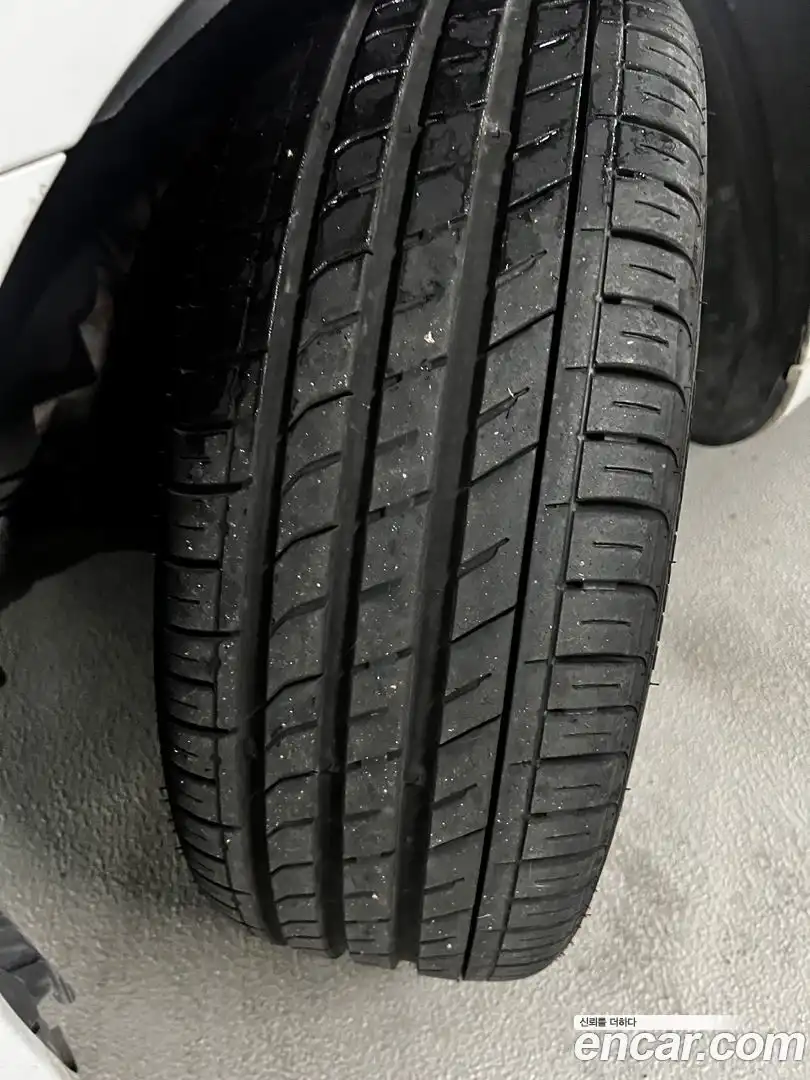 SLC-Class Mercedes-Benz 2017.4-OPTION-015