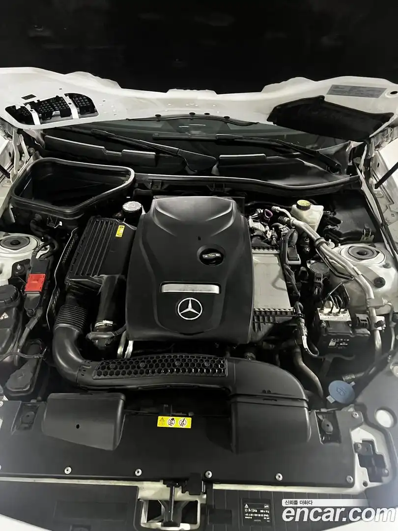 SLC-Class Mercedes-Benz 2017.4-OPTION-019
