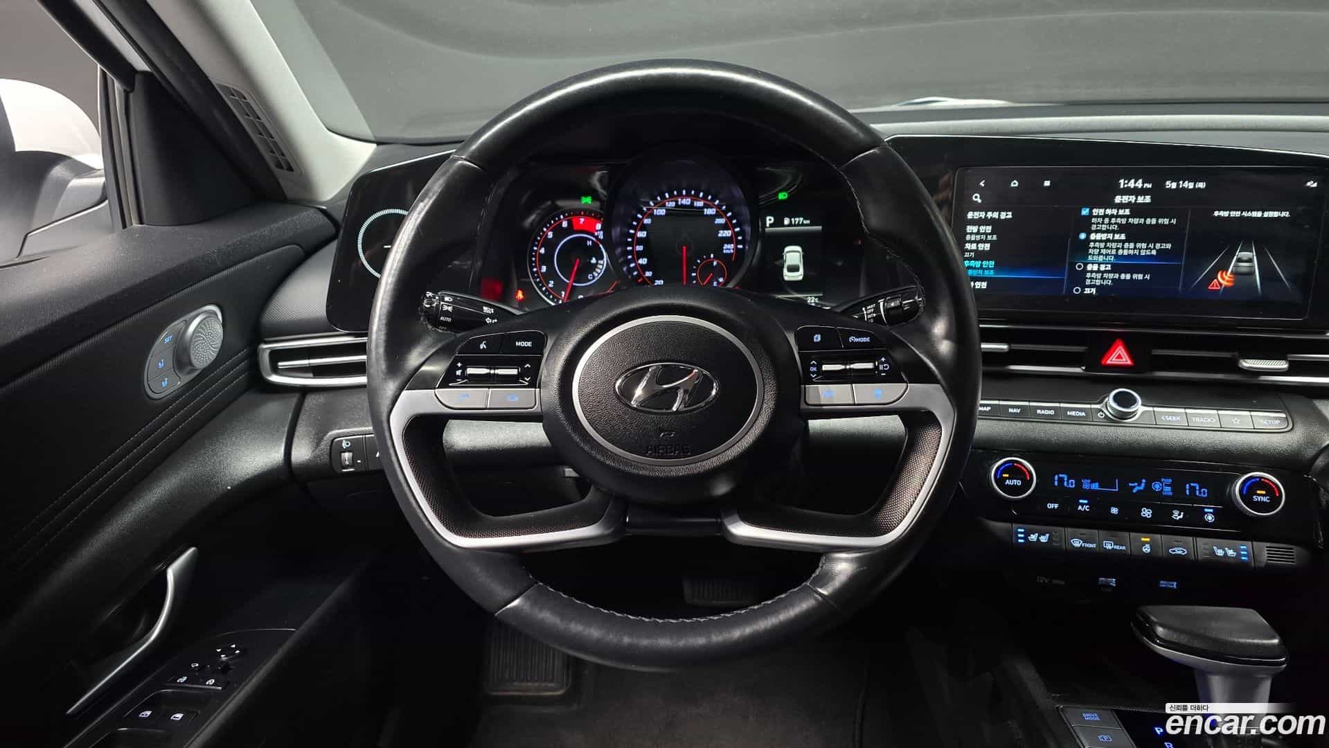 AVANTE Hyundai 2022.3-OPTION-017