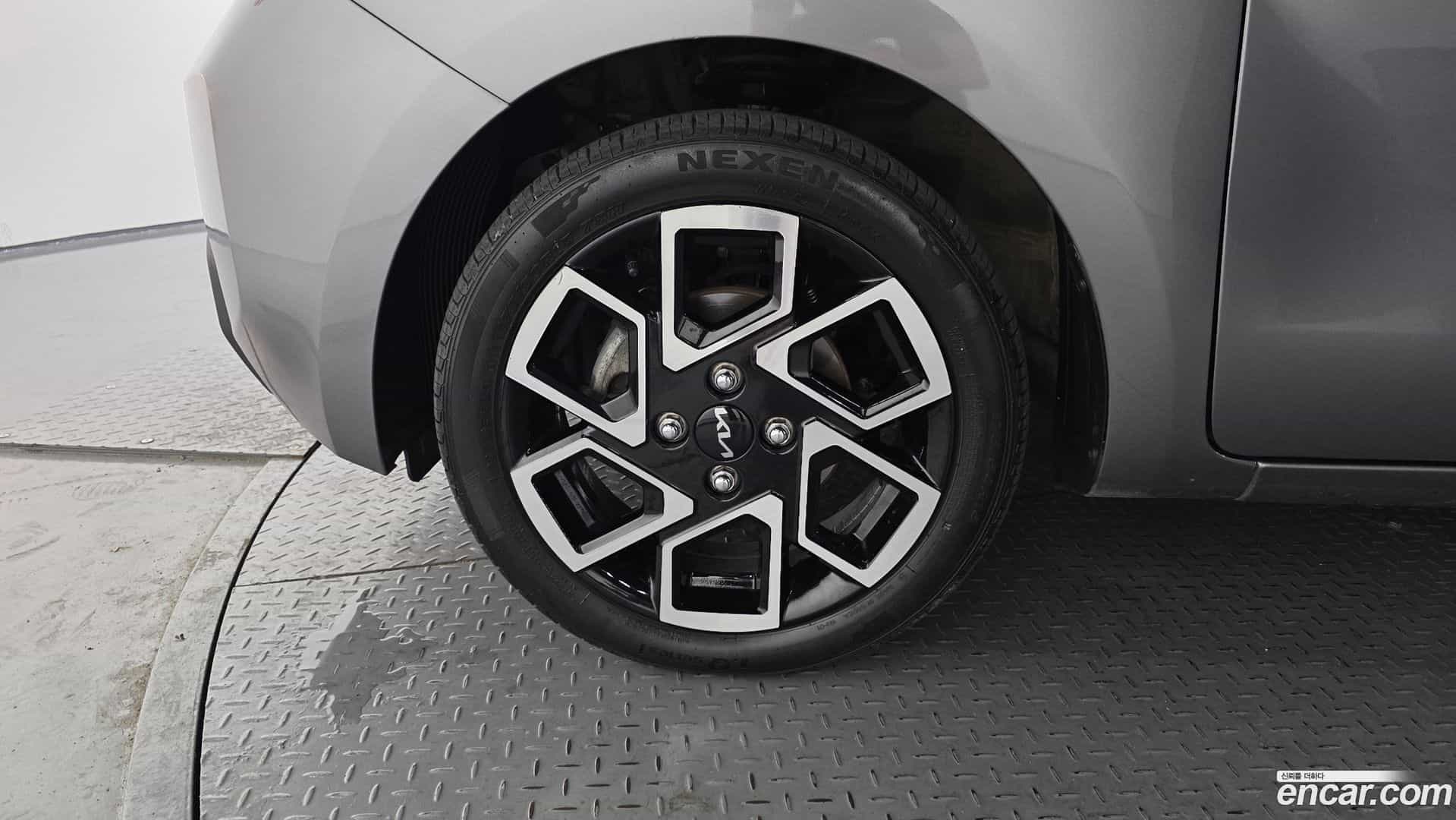 RAY Kia 2023.4-OUTER-005
