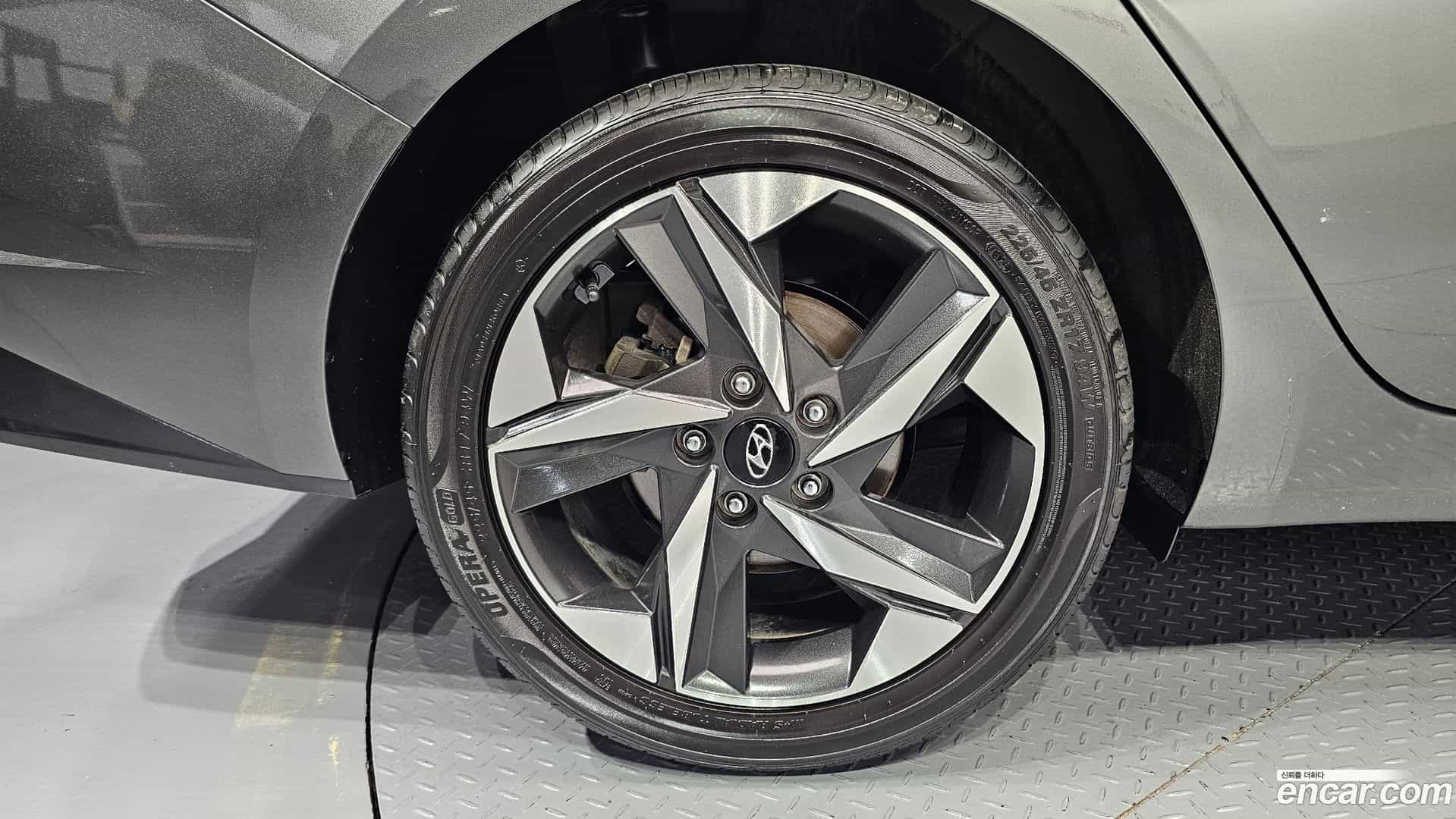 AVANTE Hyundai 2020.7-OUTER-005