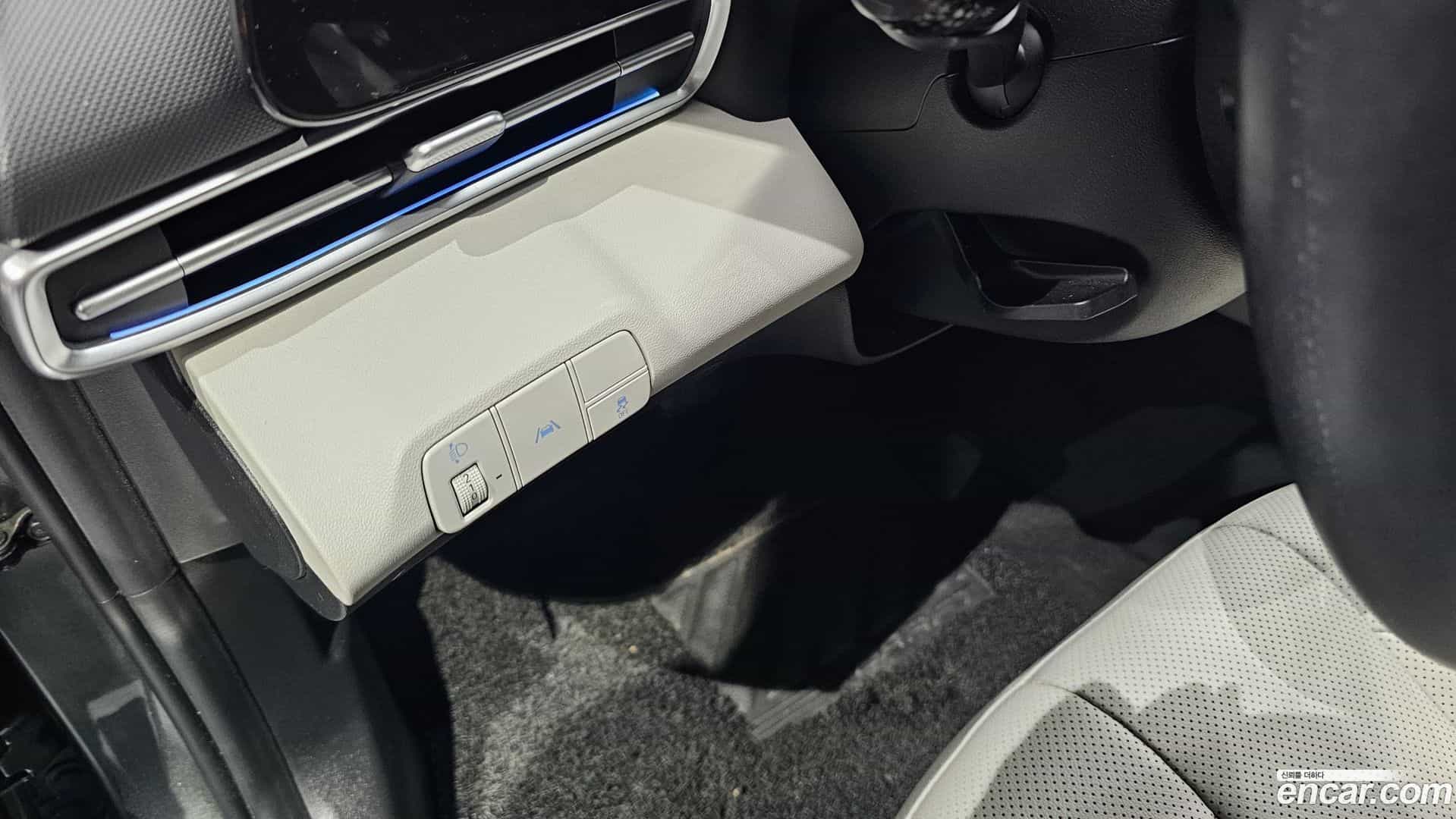 AVANTE Hyundai 2020.7-OPTION-023