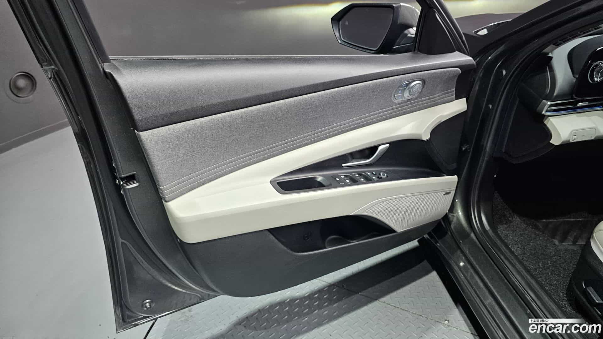 AVANTE Hyundai 2020.7-INNER-034