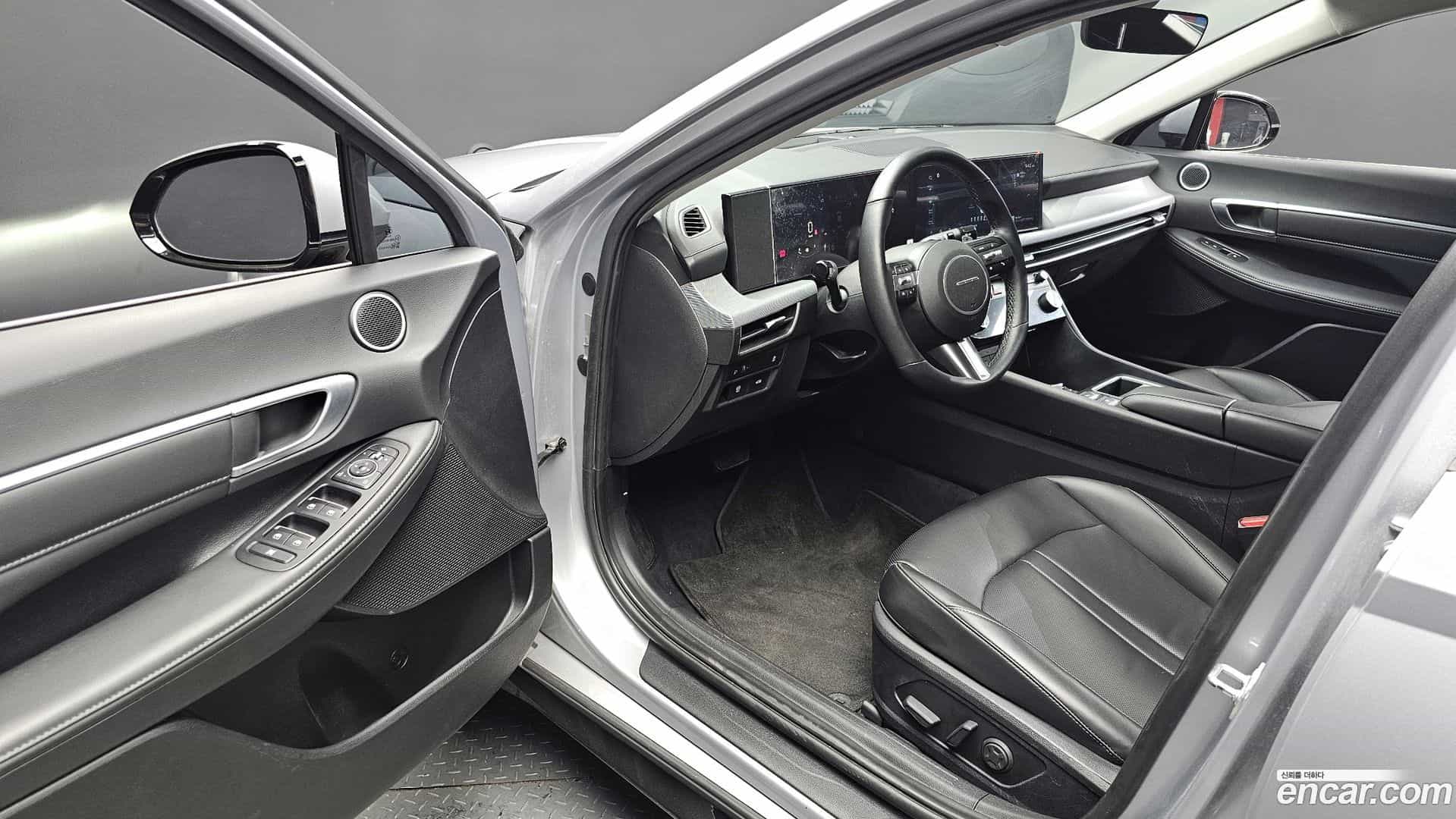 Sonata Hyundai 2024.3-INNER-010