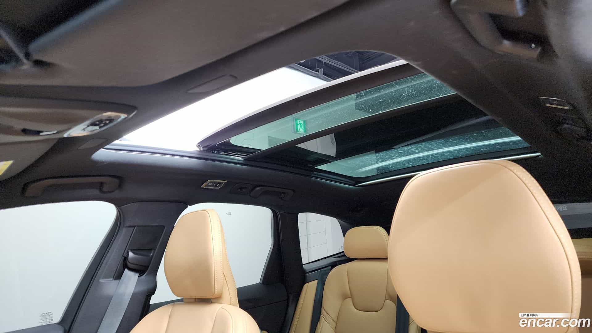 XC60 Volvo 2021.7-OPTION-021