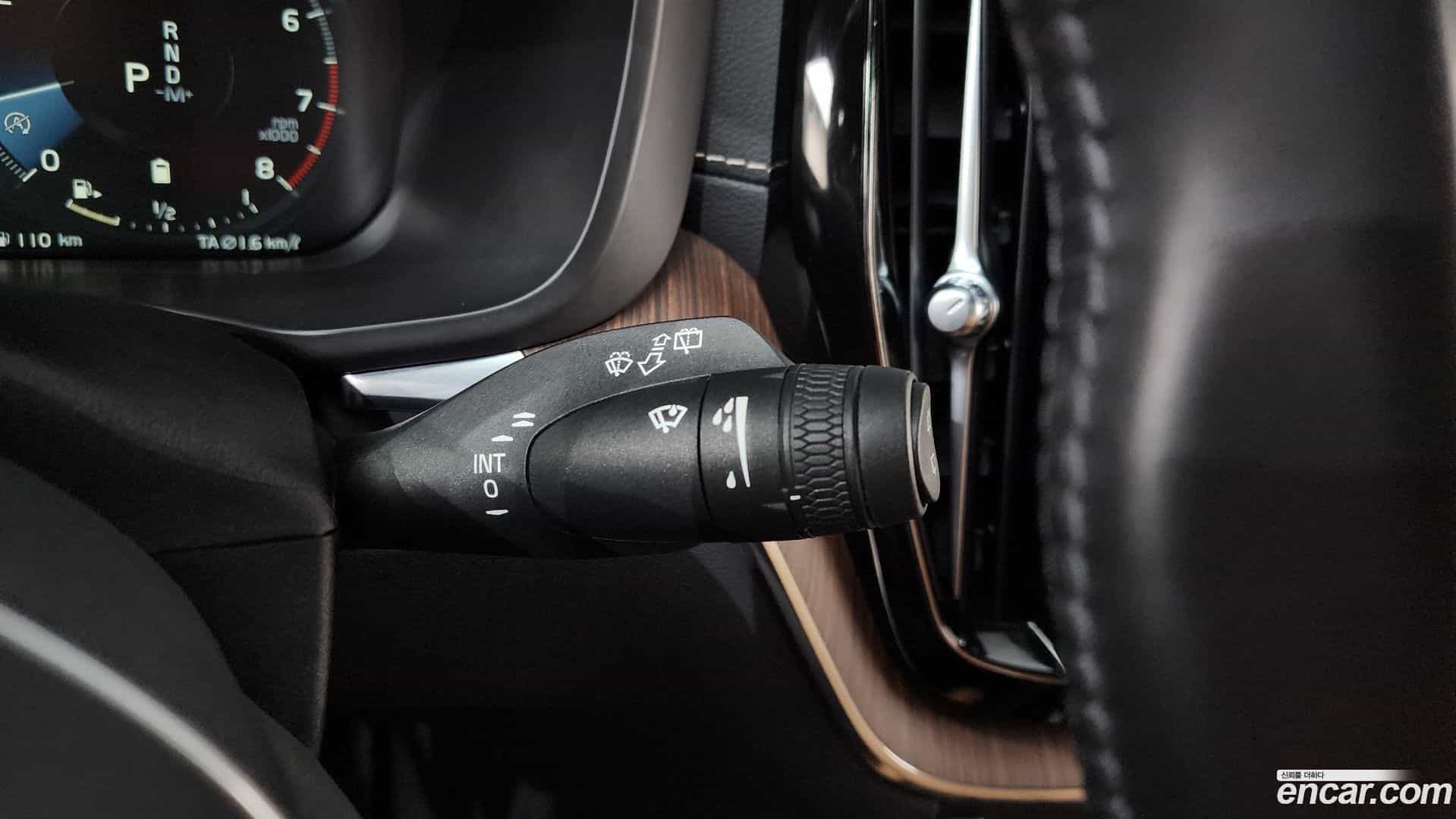 XC60 Volvo 2021.7-OPTION-041