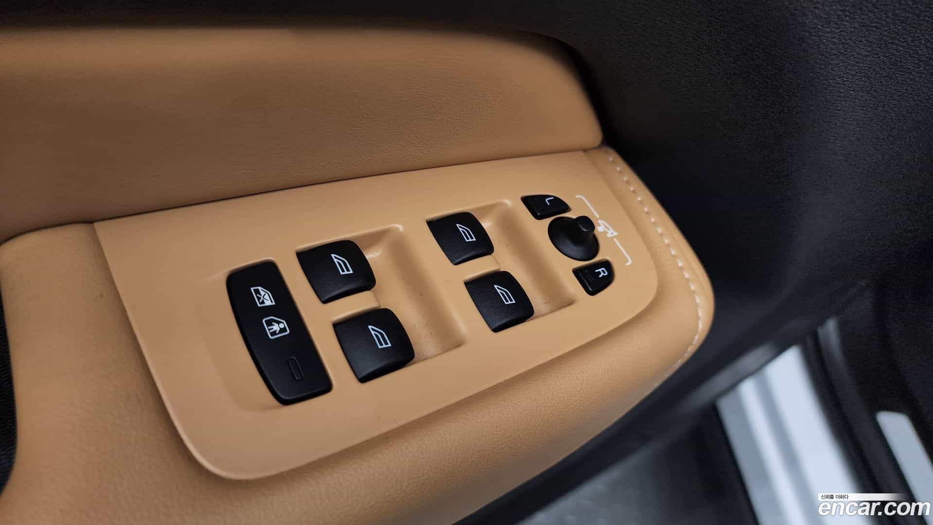 XC60 Volvo 2021.7-OPTION-043