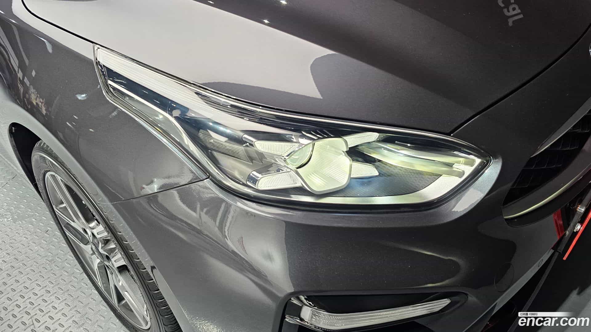 K3 Kia 2019.0-OUTER-032