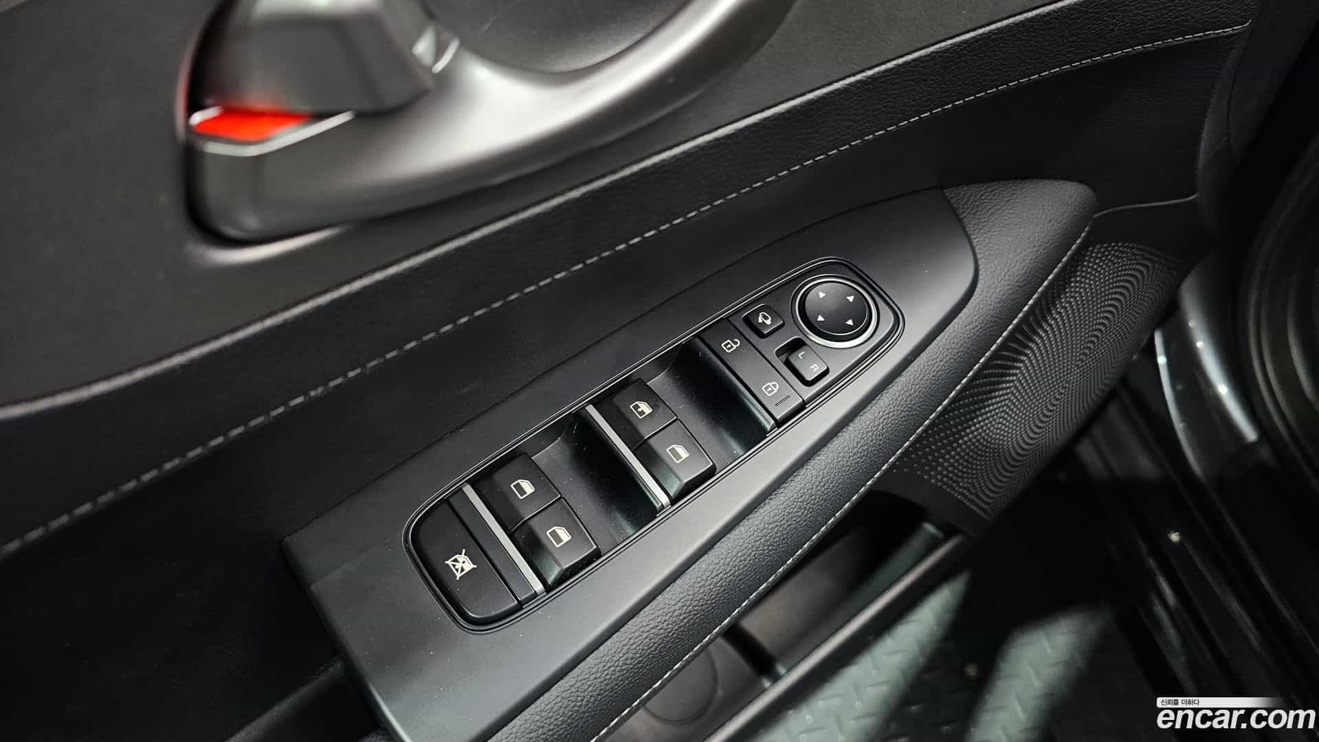 K3 Kia 2019.0-OPTION-041