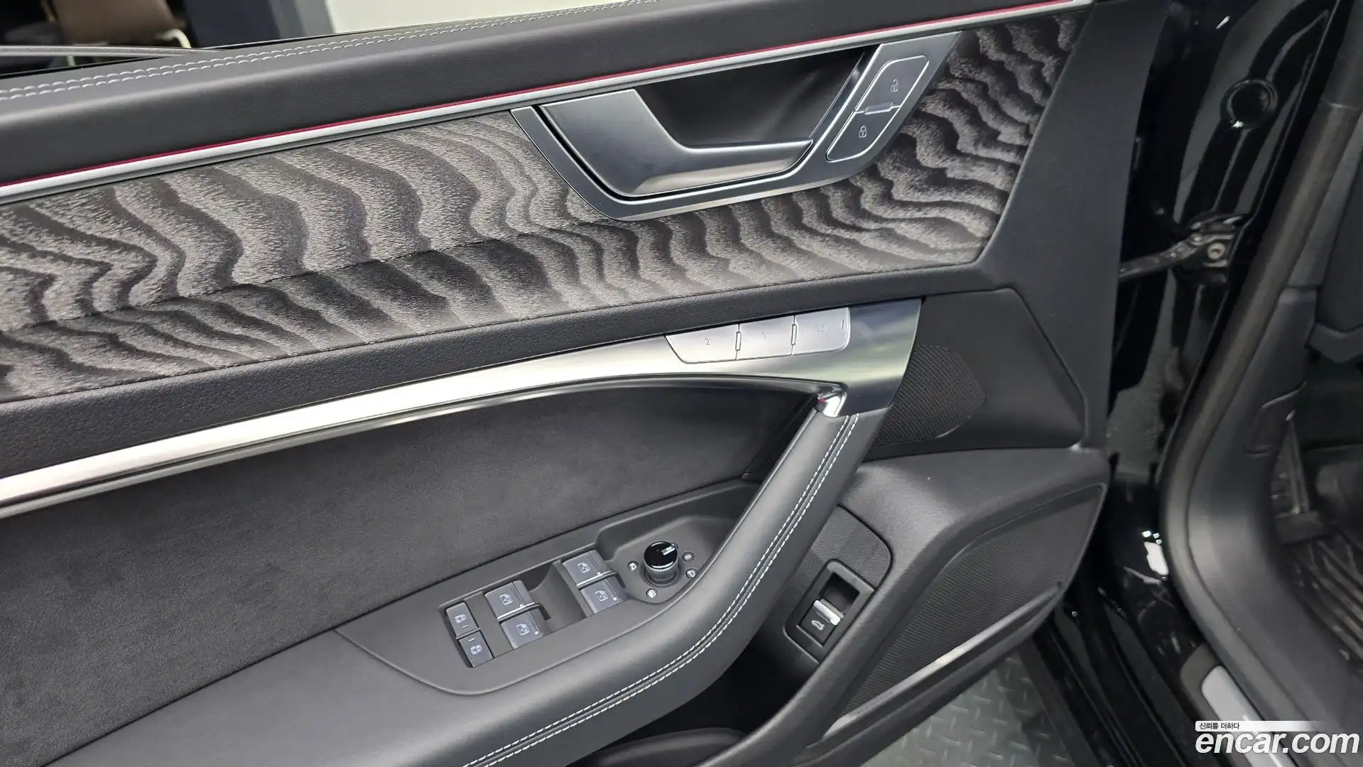 A7 Audi 2025.8-OPTION-044