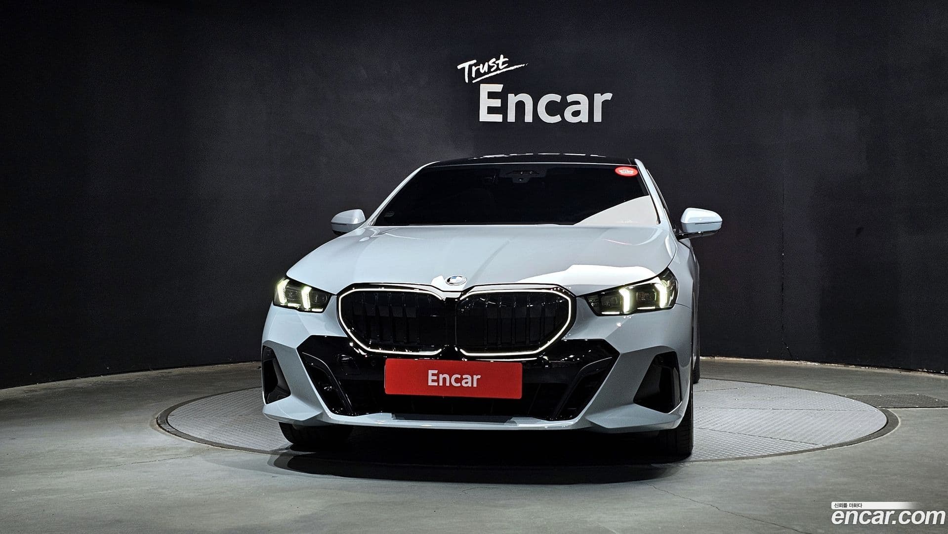 Main__Slider__Photo:5-Series BMW 2025.10-2