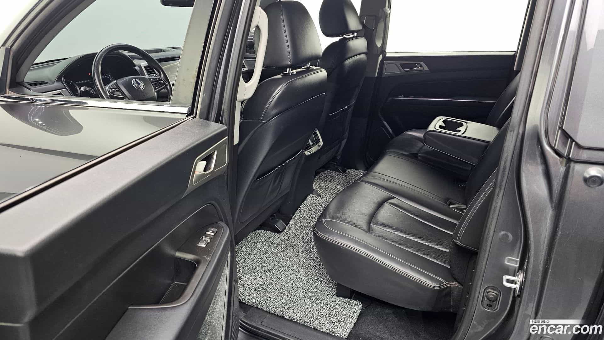 Rexton KG Mobility 2019.2-OPTION-015