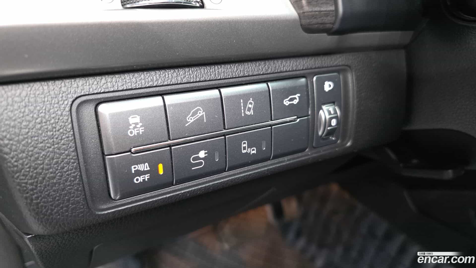 Rexton KG Mobility 2018.1-OPTION-022