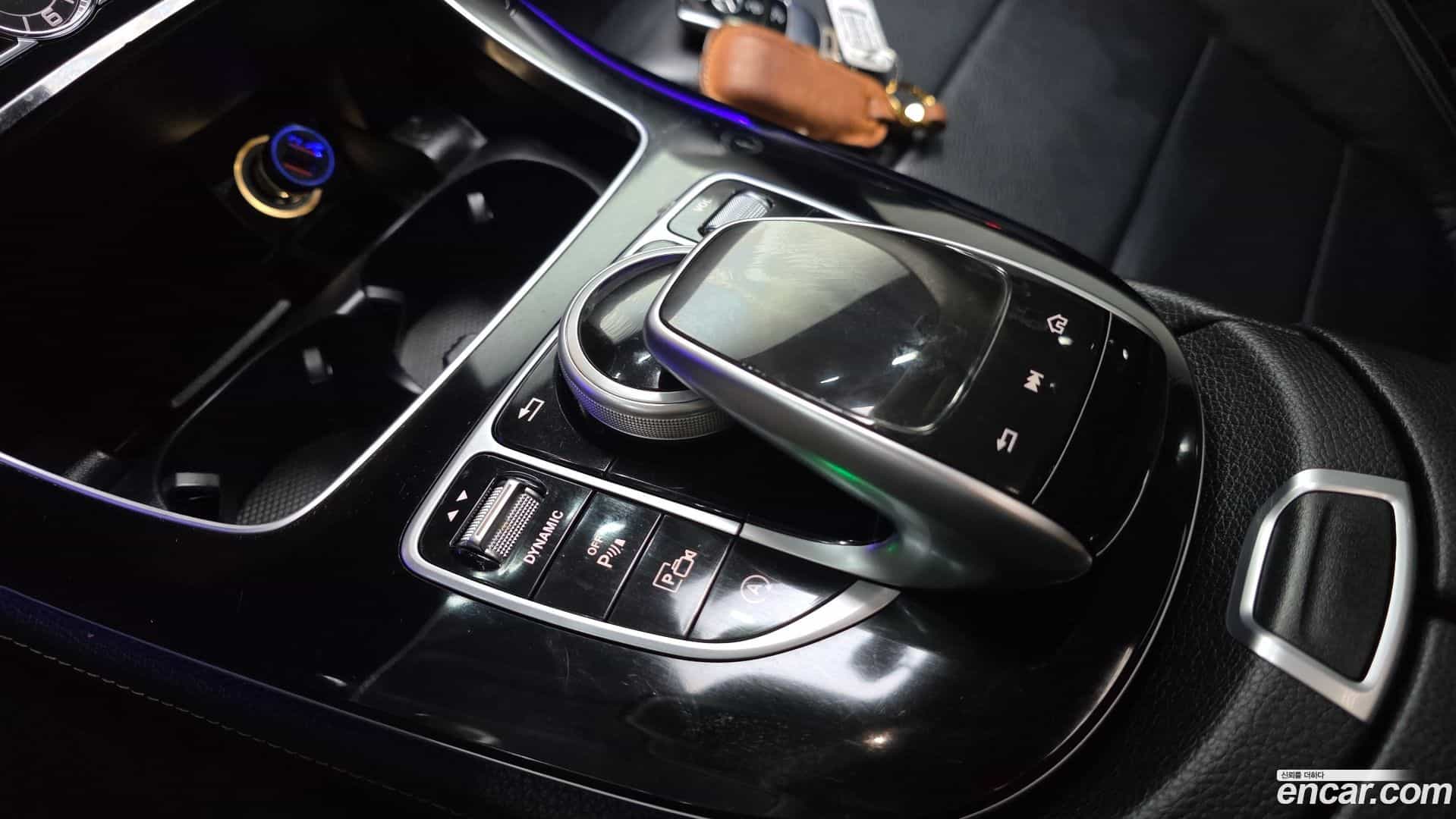 E-Class Mercedes-Benz 2018.0-OPTION-040