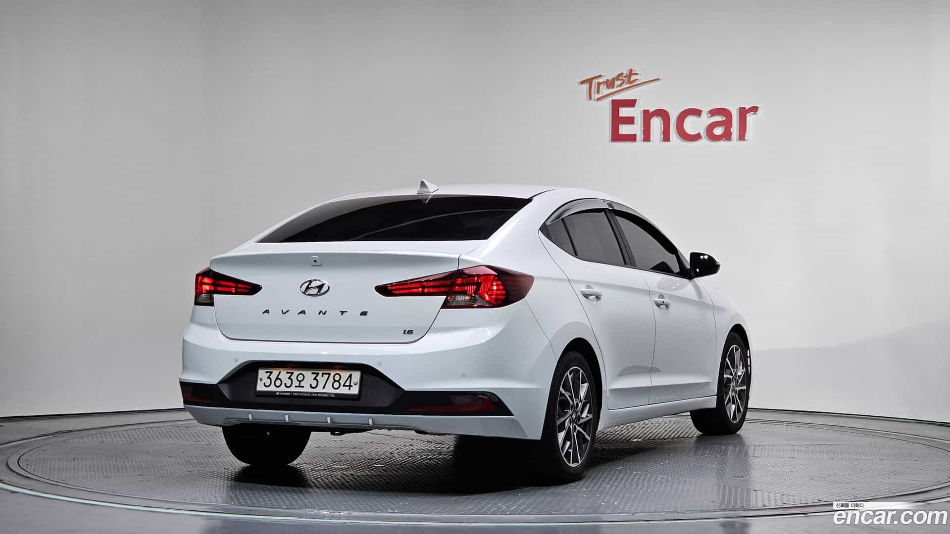 AVANTE Hyundai 2019.9-OUTER-002