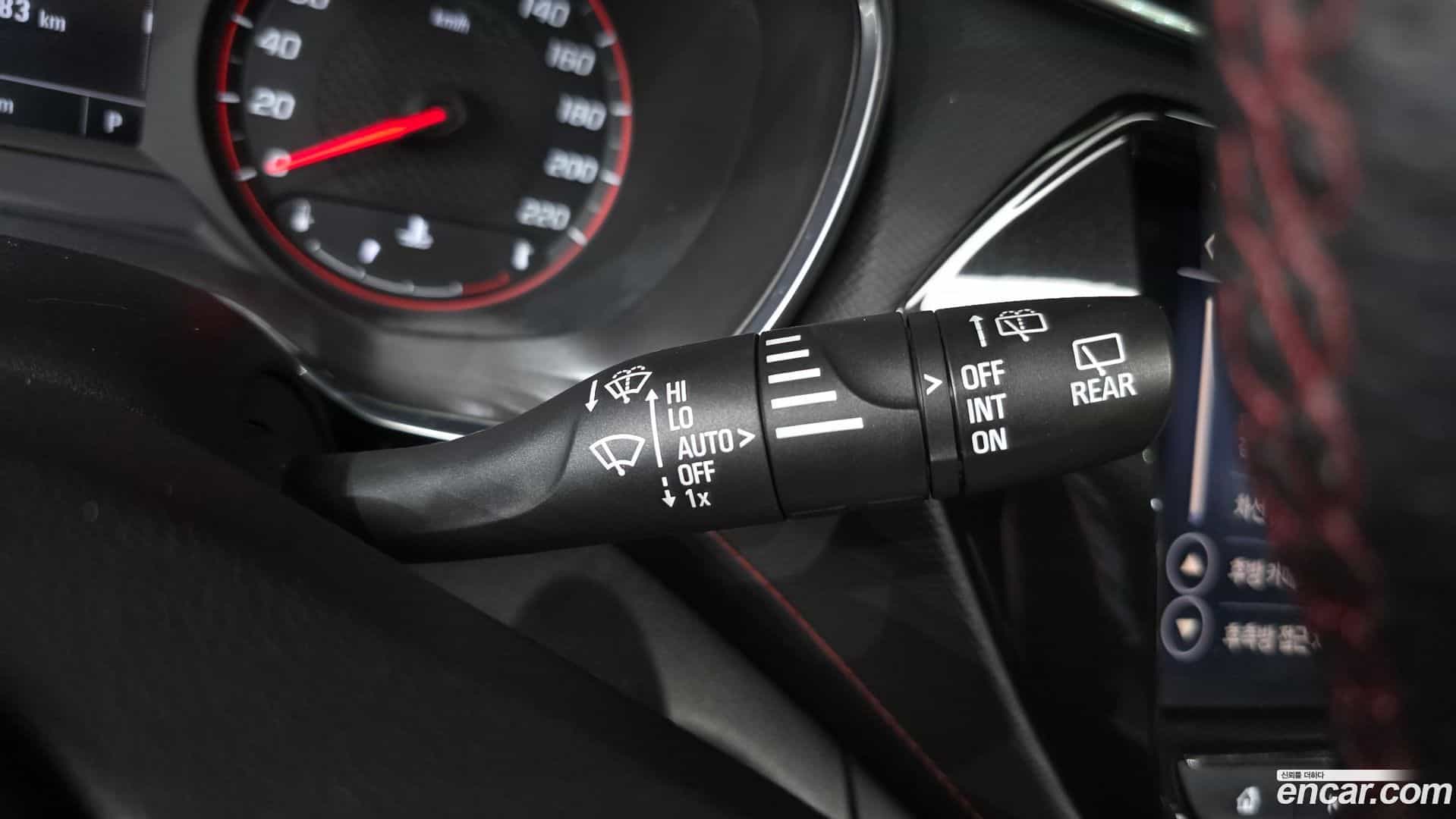 Trailblazer Chevrolet 2021.6-OPTION-041