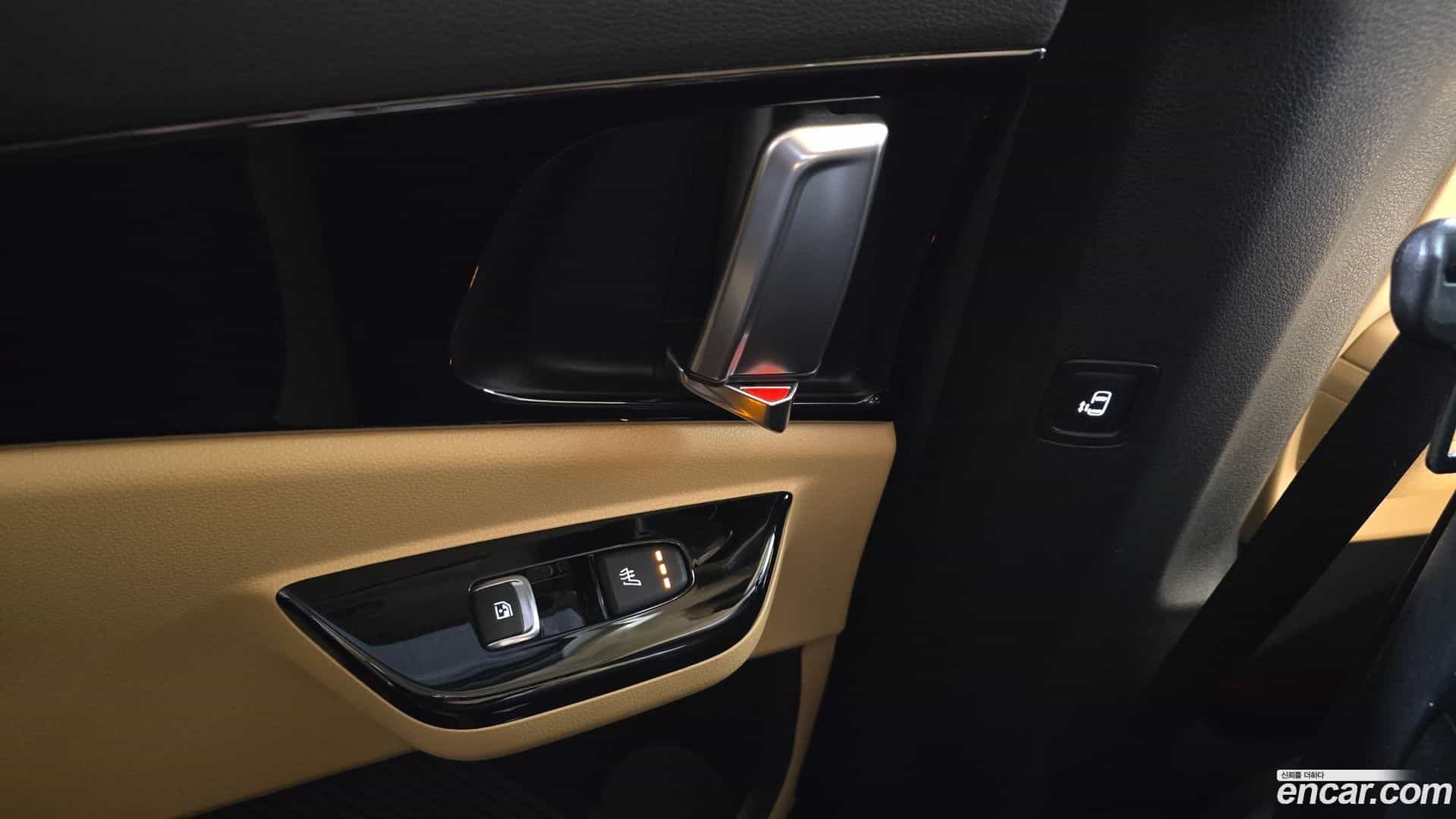 Canival Kia 2021.3-OPTION-023