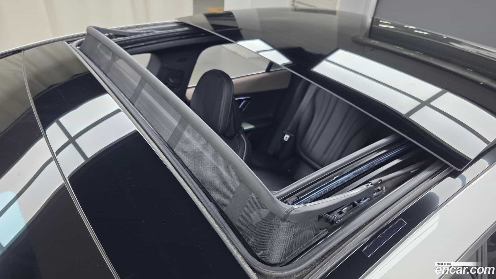 EQE Mercedes-Benz 2023.11-OPTION-023