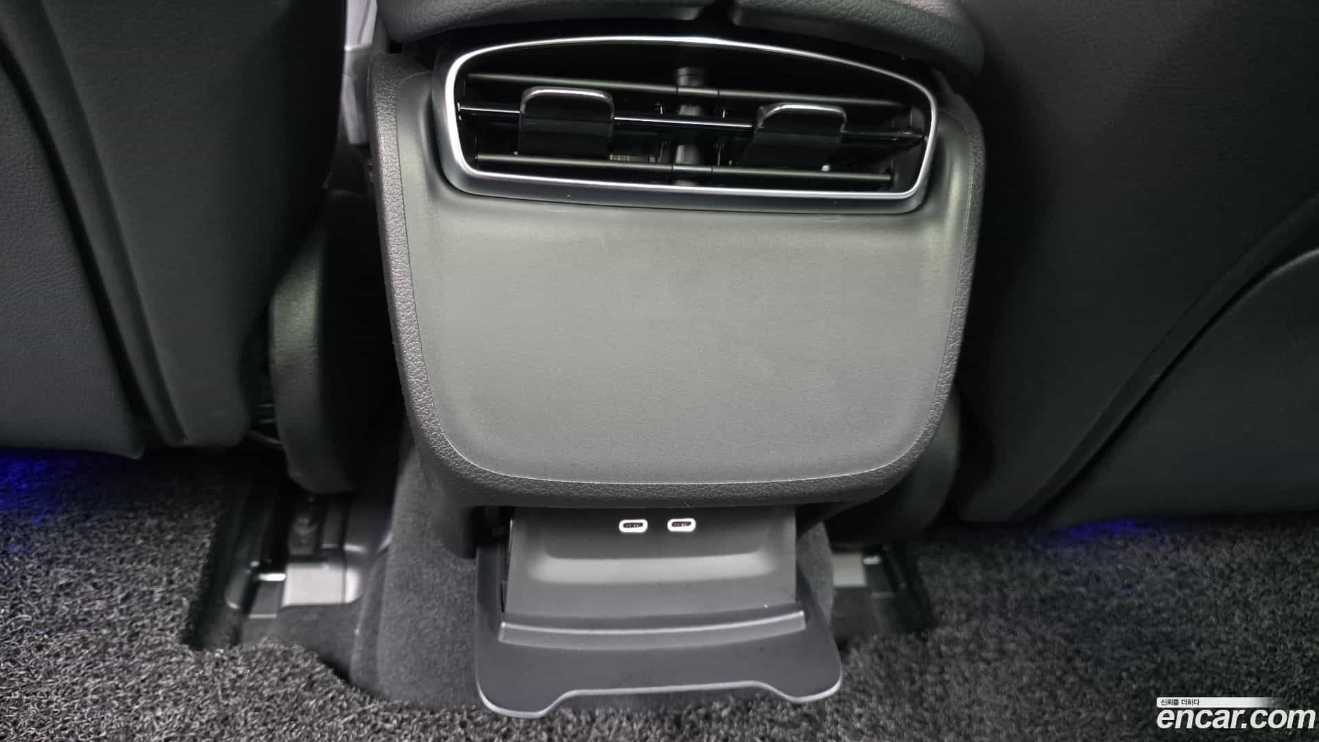EQE Mercedes-Benz 2023.11-OPTION-045