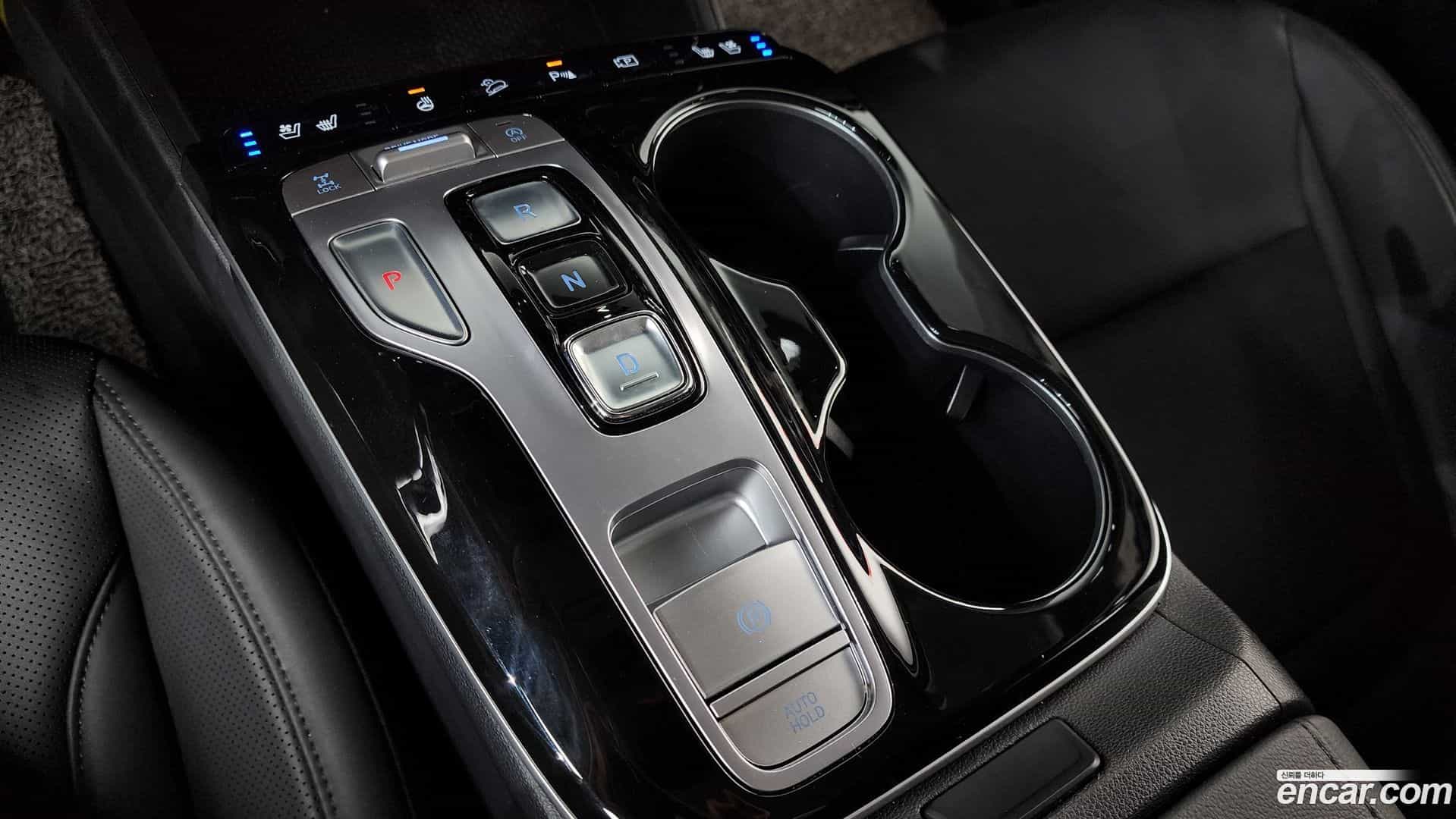 Tucson Hyundai 2021.1-INNER-009