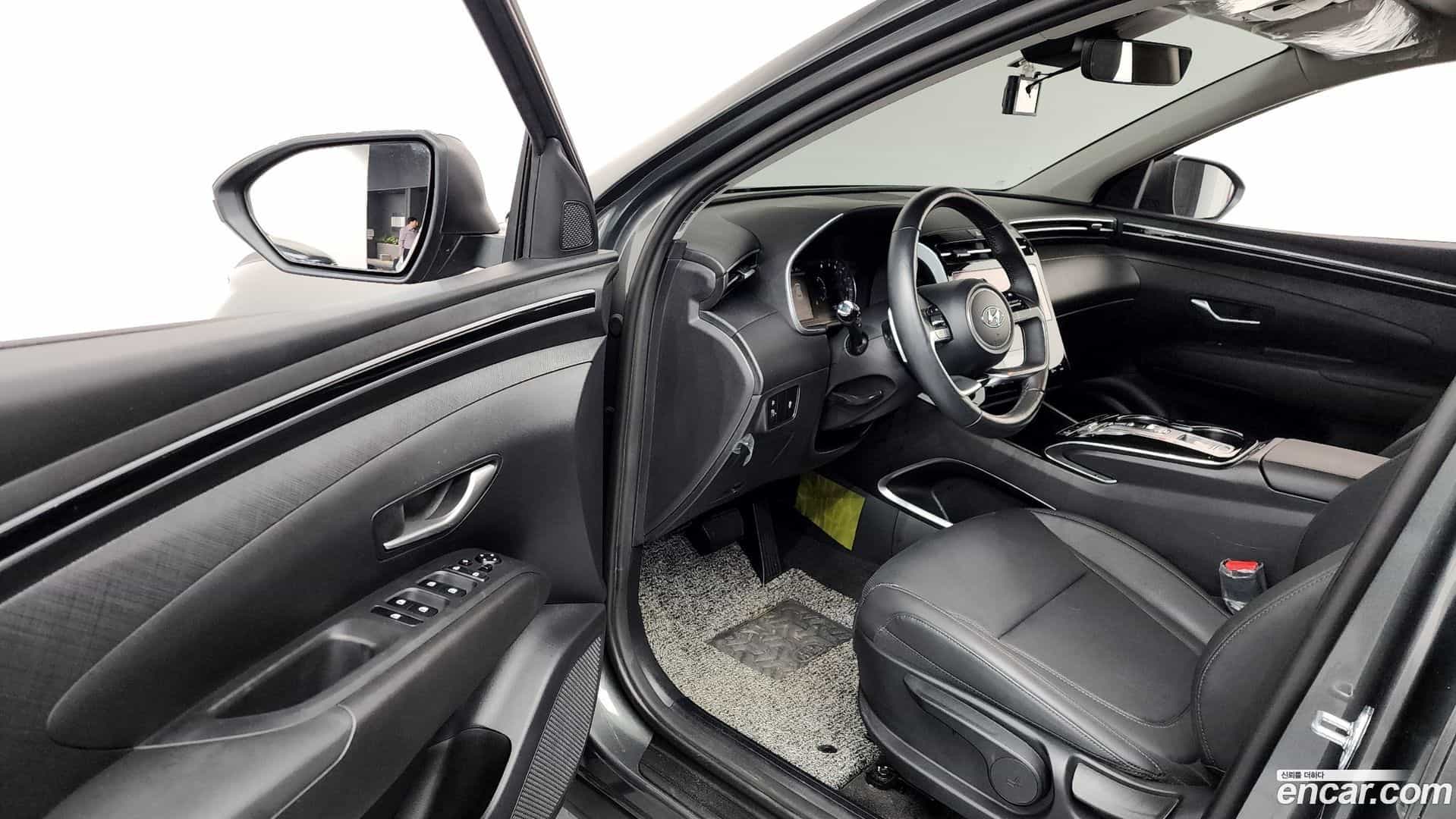 Tucson Hyundai 2021.1-INNER-010