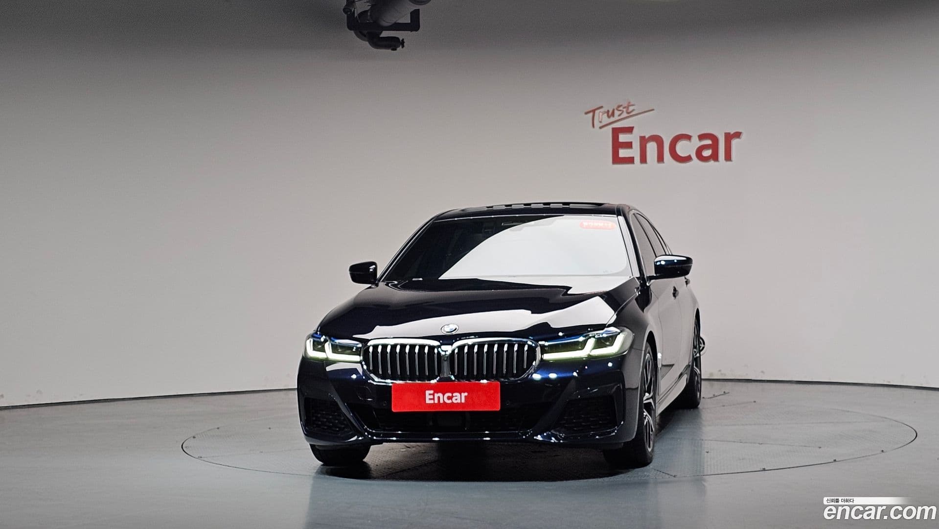 Main__Slider__Photo:5-Series BMW 2023.4-2