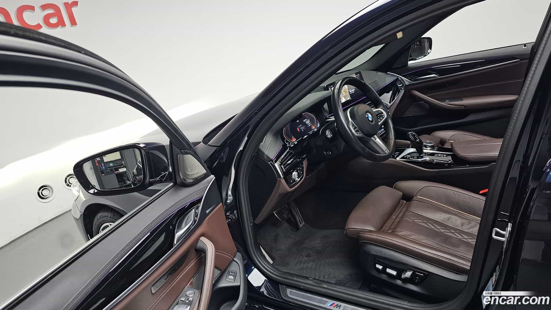 5-Series BMW 2023.4-INNER-010