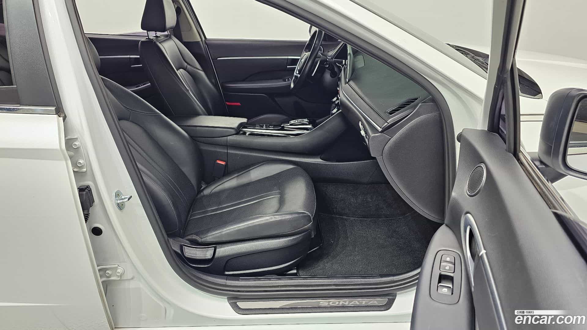 Sonata Hyundai 2019.3-INNER-010