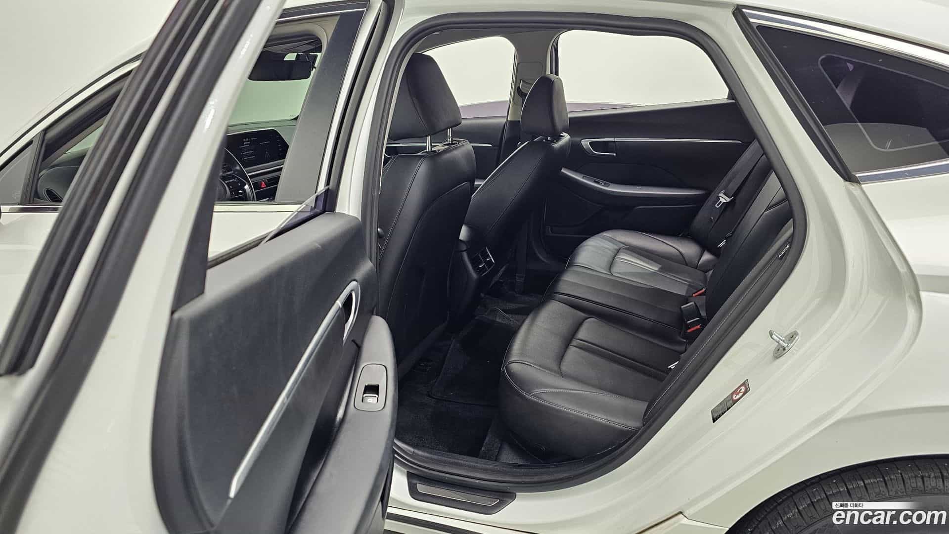 Sonata Hyundai 2019.3-OPTION-015