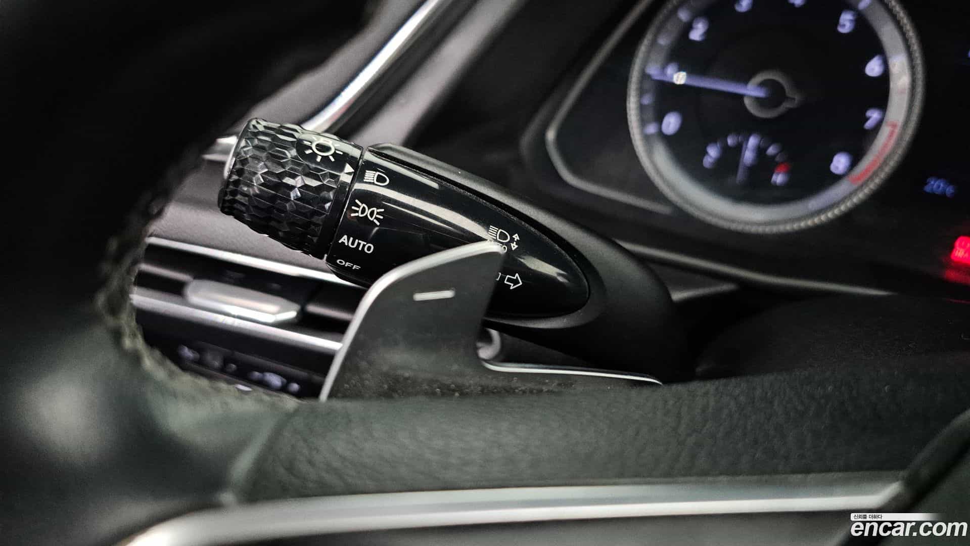 Sonata Hyundai 2019.3-OPTION-022