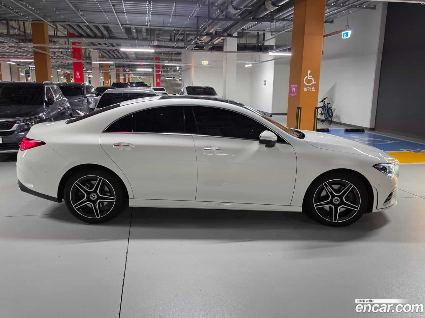 CLA-Class Mercedes-Benz 2021.11-OUTER-005