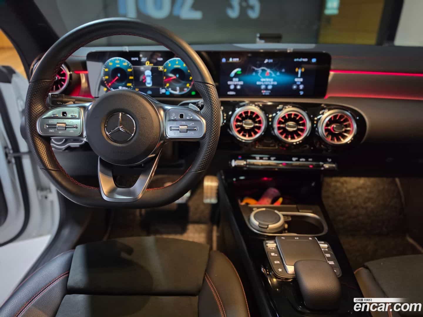 CLA-Class Mercedes-Benz 2021.11-OUTER-006