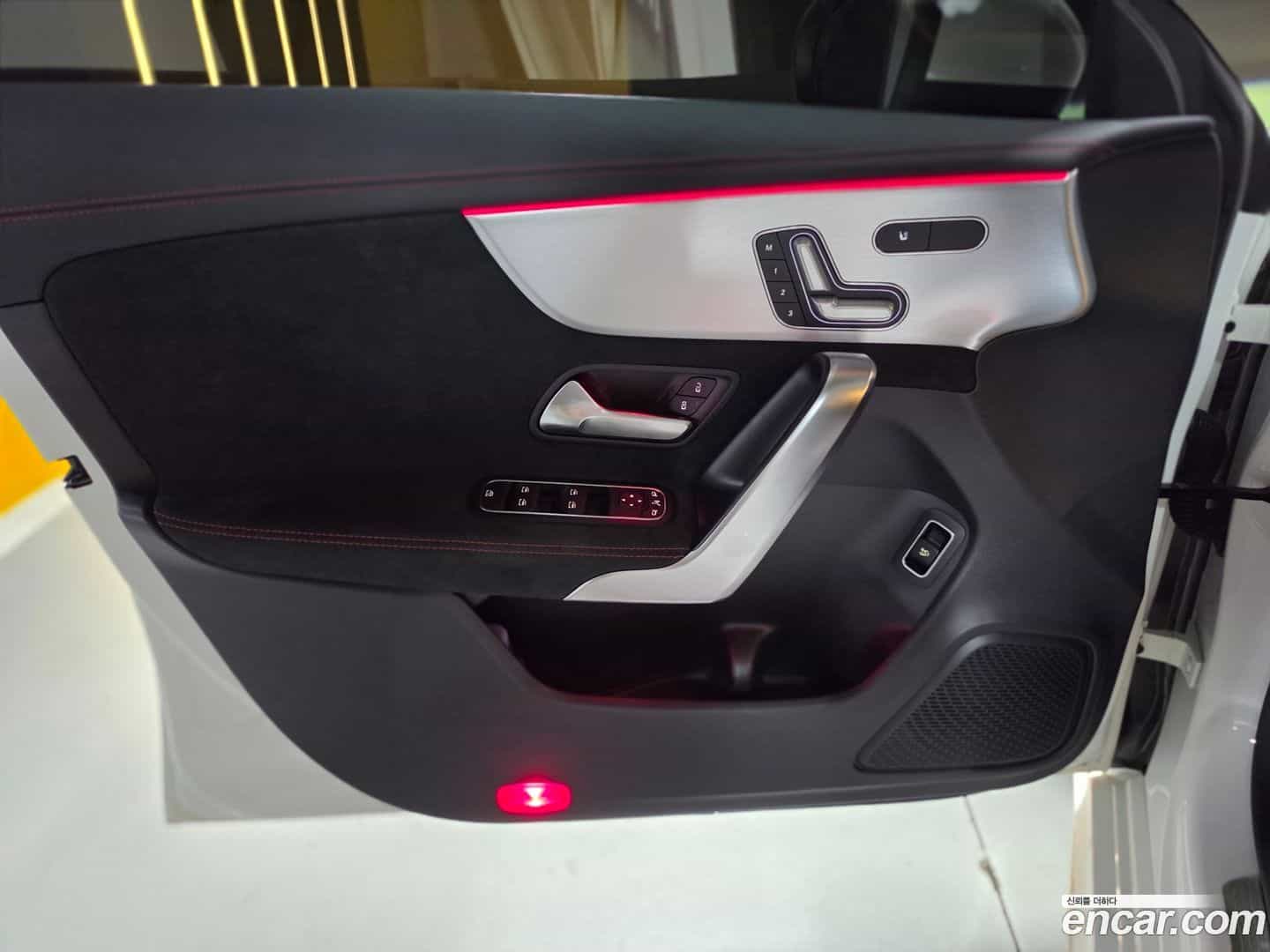 CLA-Class Mercedes-Benz 2021.11-OPTION-015
