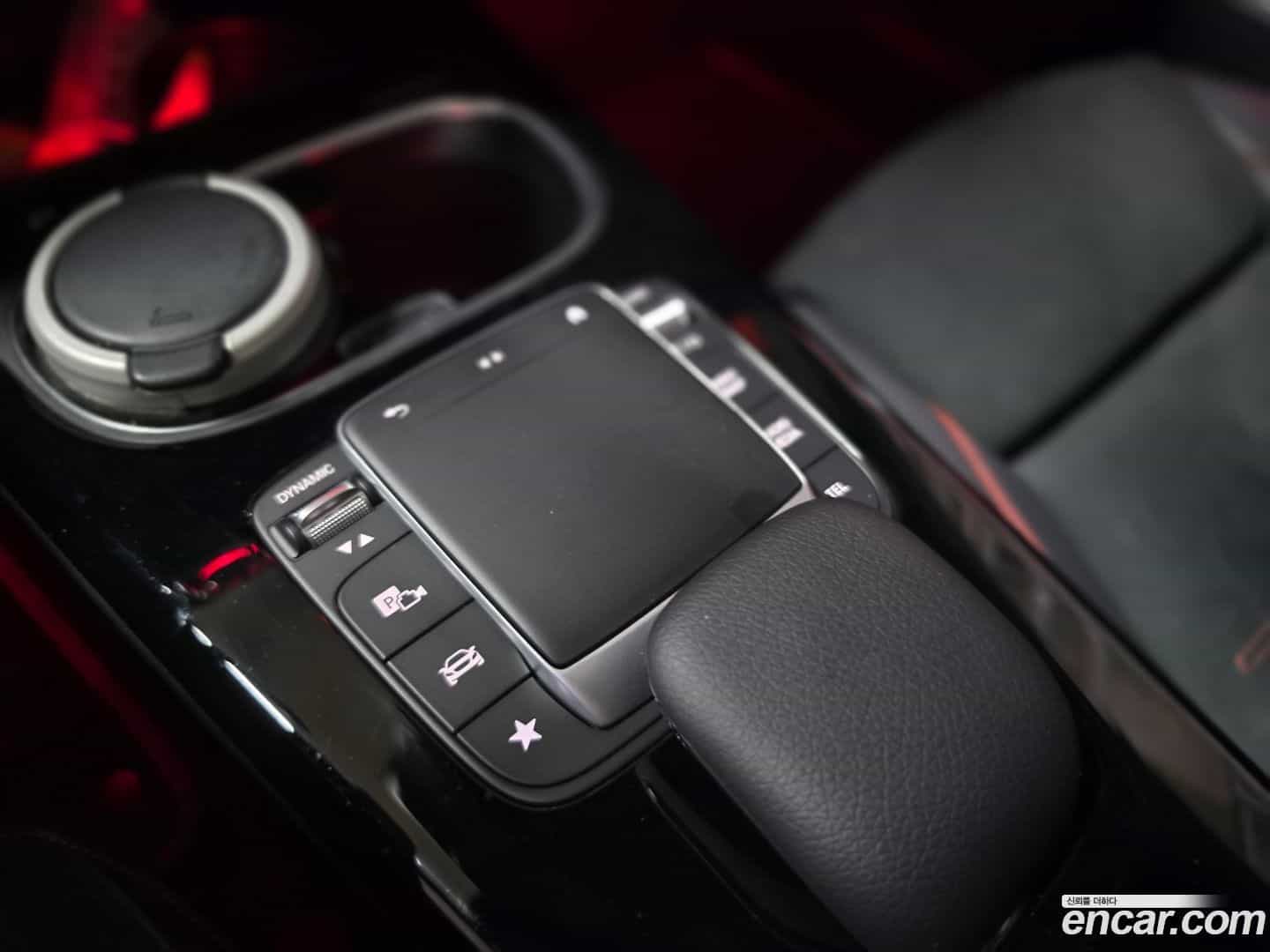 CLA-Class Mercedes-Benz 2021.11-OPTION-021