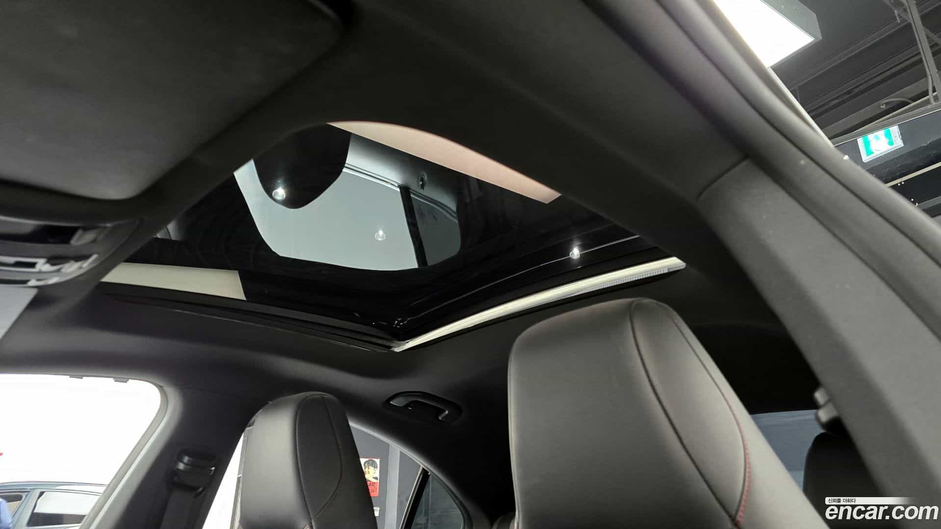 CLA-Class Mercedes-Benz 2017.9-OPTION-019