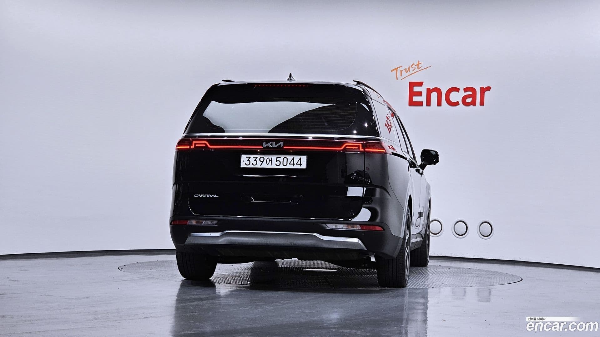 Main__Slider__Photo:Canival Kia 2022.9-3