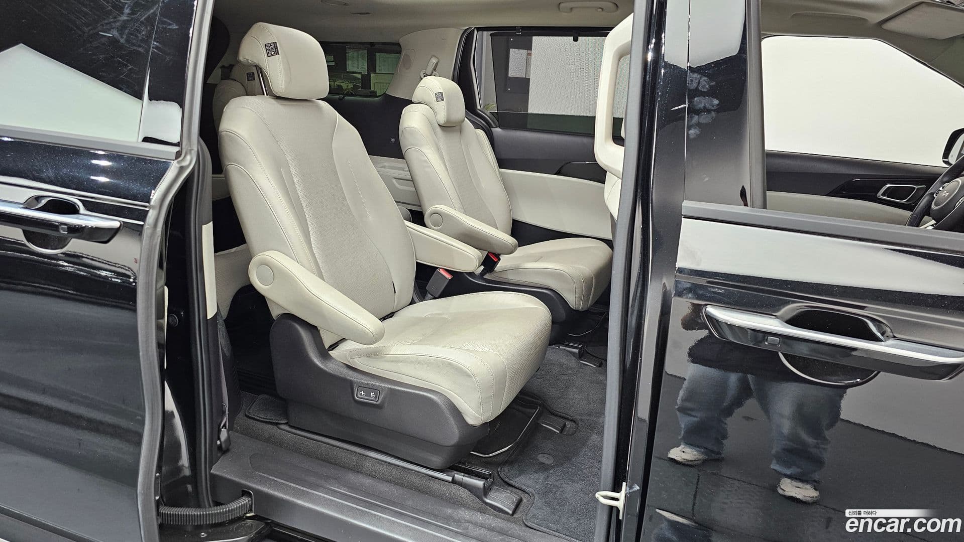 Main__Slider__Photo:Canival Kia 2022.9-10
