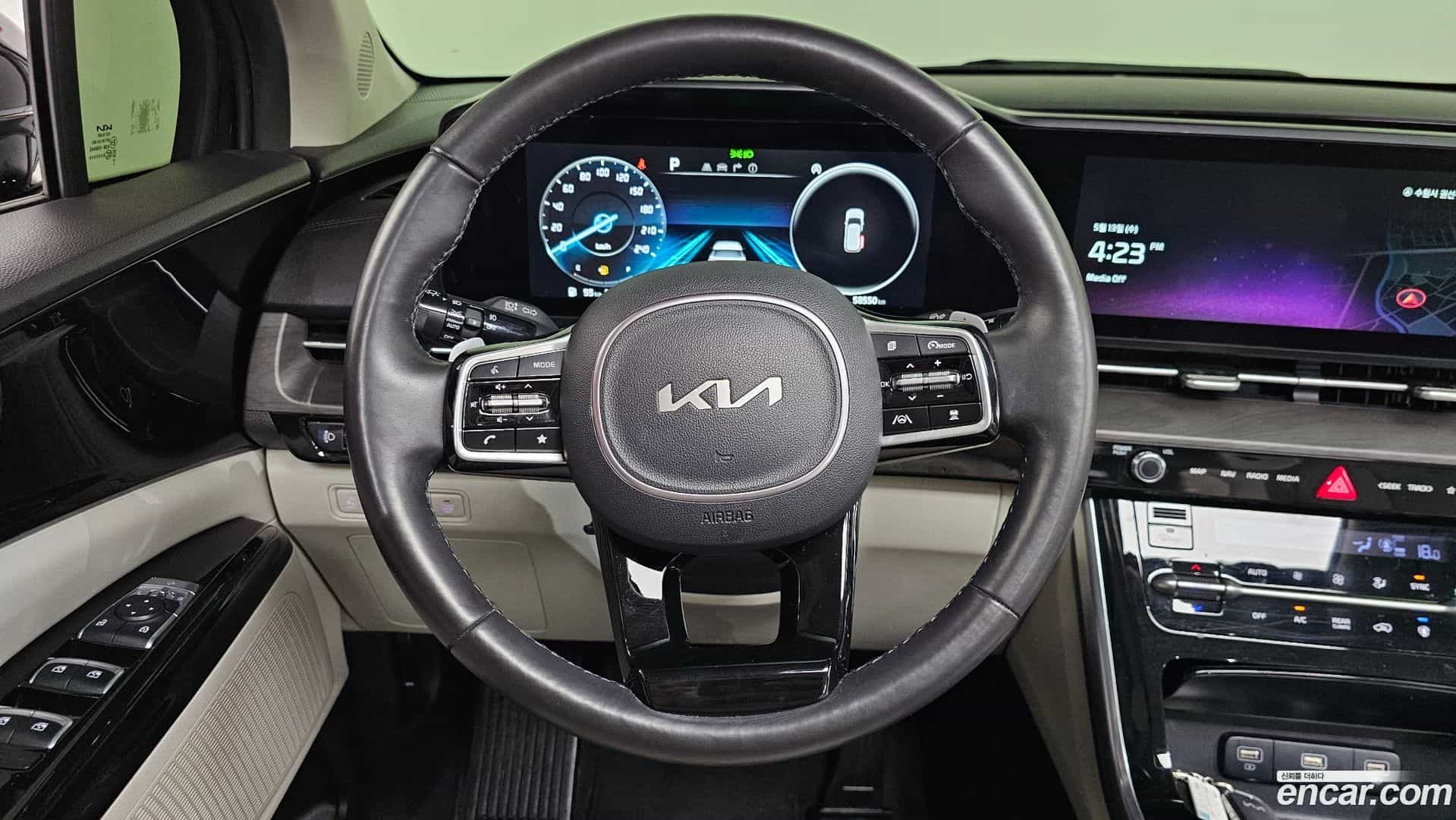 Canival Kia 2022.9-OPTION-020