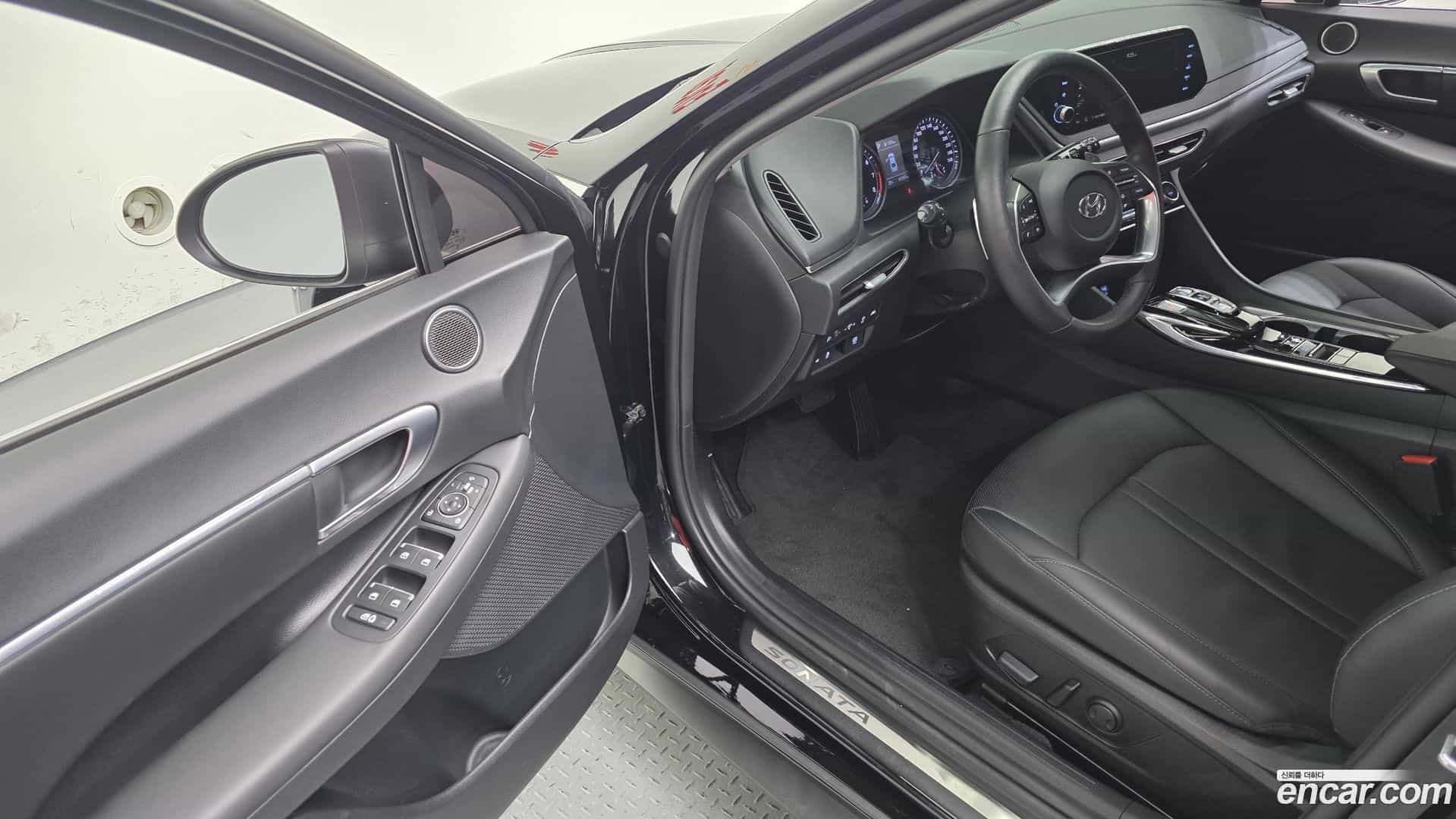 Sonata Hyundai 2021.0-OPTION-015